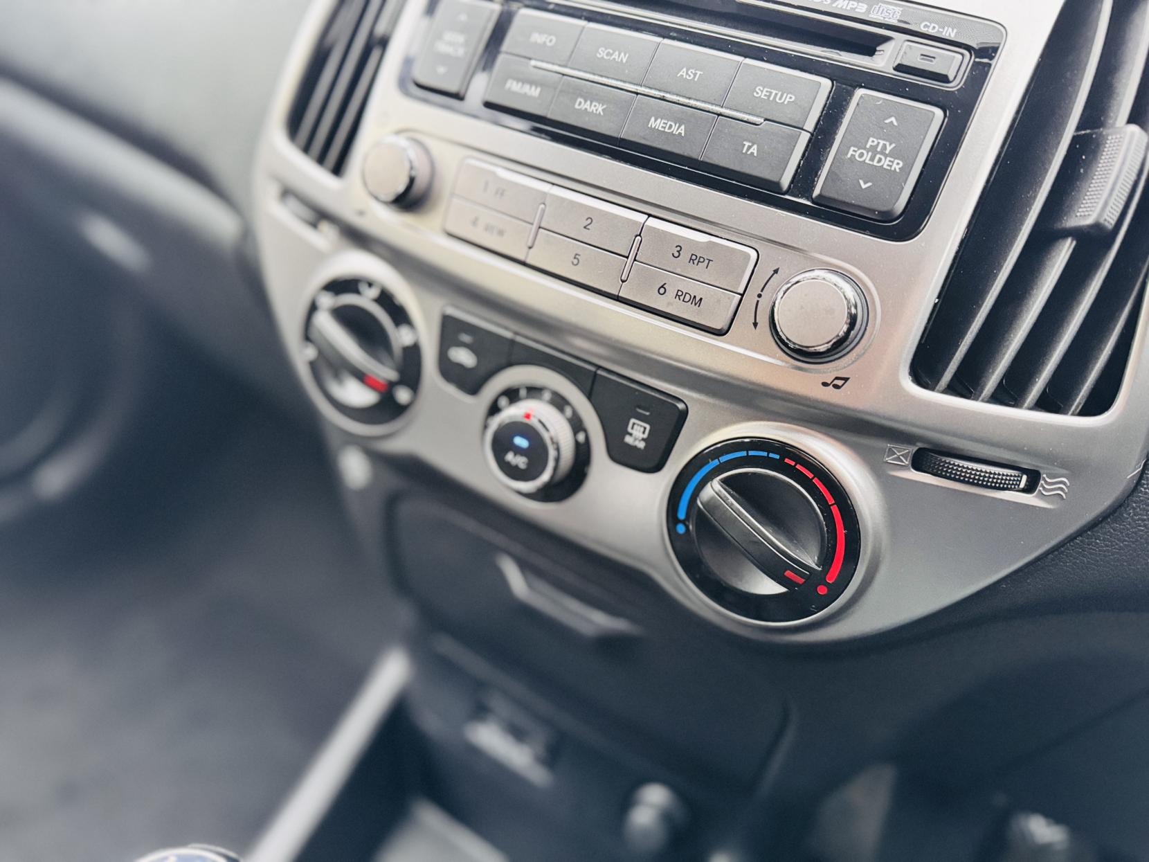 Hyundai i20 1.2 Active Hatchback 5dr Petrol Manual Euro 5 (85 bhp)