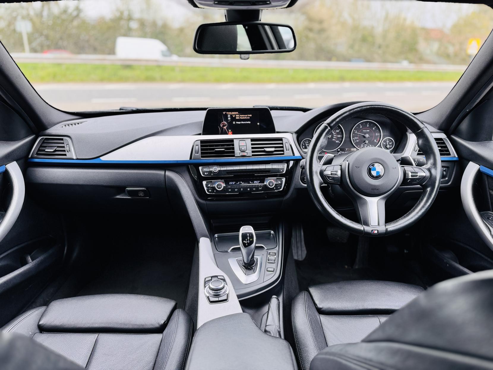 BMW 3 Series 2.0 320d M Sport Touring 5dr Diesel Auto Euro 6 (s/s) (190 ps)