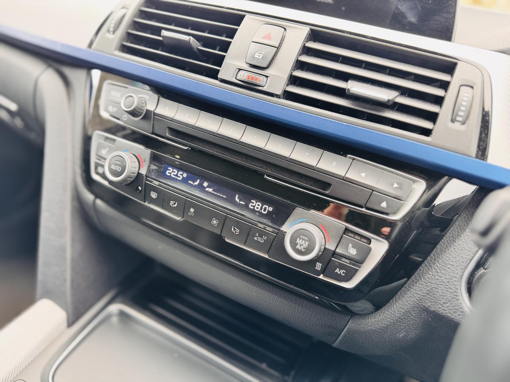 BMW 3 Series 2.0 320d M Sport Touring 5dr Diesel Auto Euro 6 (s/s) (190 ps)