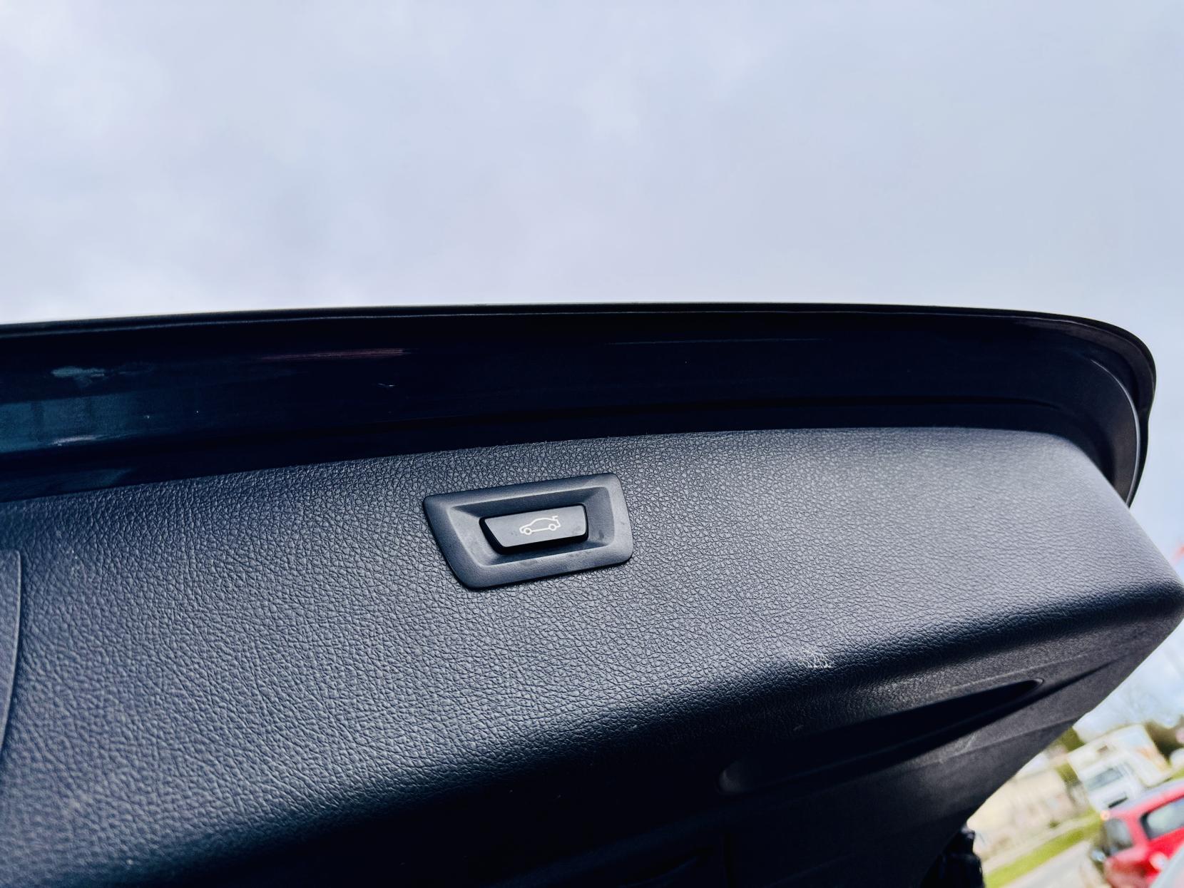 BMW 3 Series 2.0 320d M Sport Touring 5dr Diesel Auto Euro 6 (s/s) (190 ps)