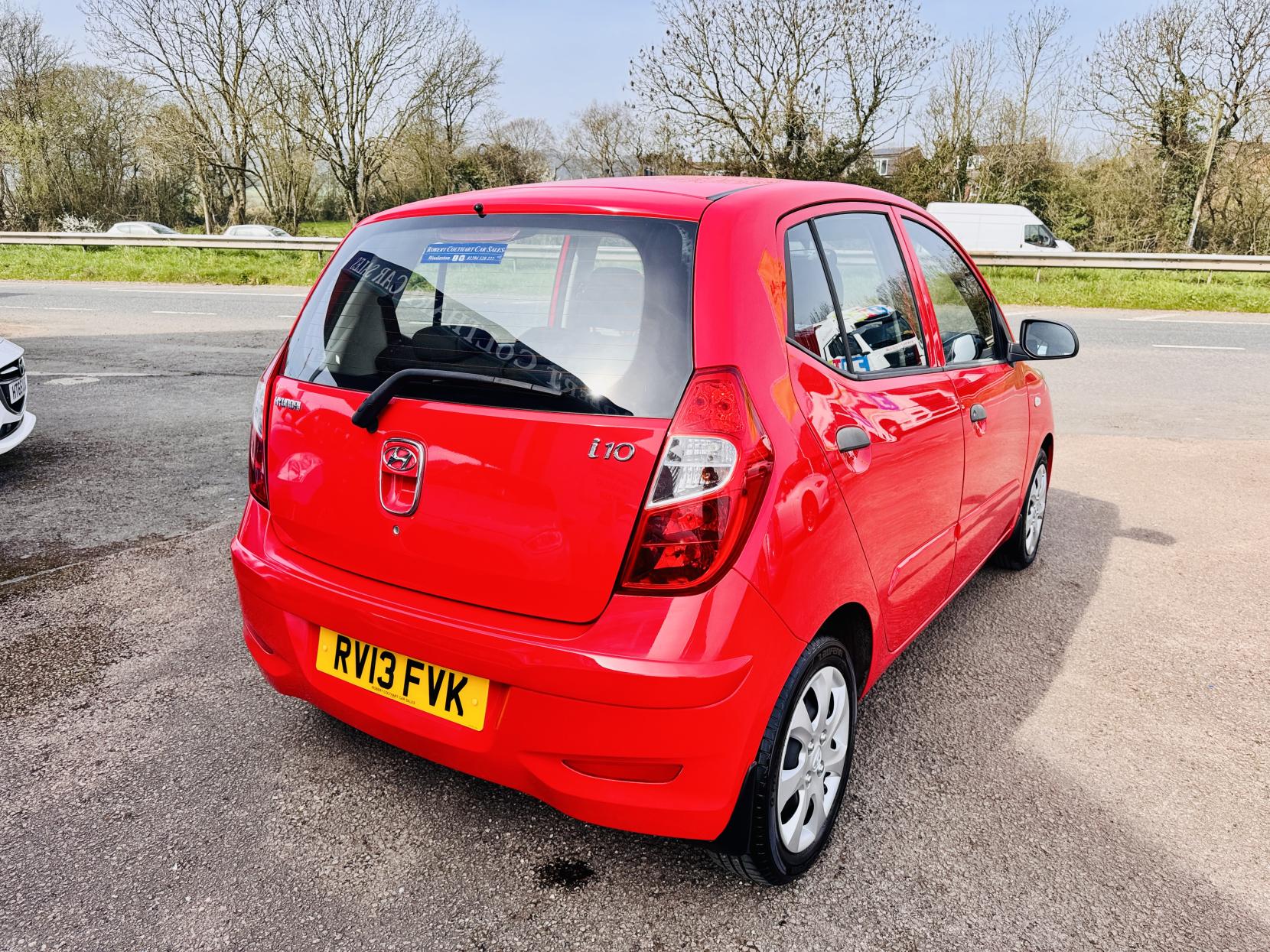 Hyundai i10 1.2 Classic Hatchback 5dr Petrol Manual Euro 5 (85 bhp)