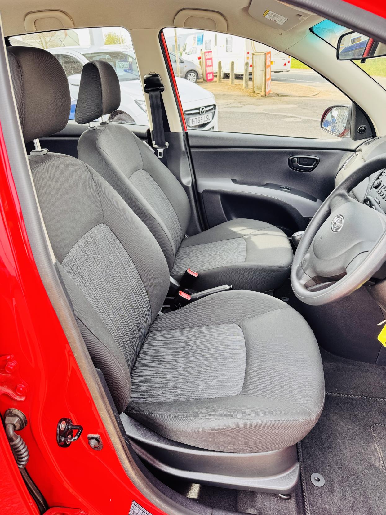 Hyundai i10 1.2 Classic Hatchback 5dr Petrol Manual Euro 5 (85 bhp)