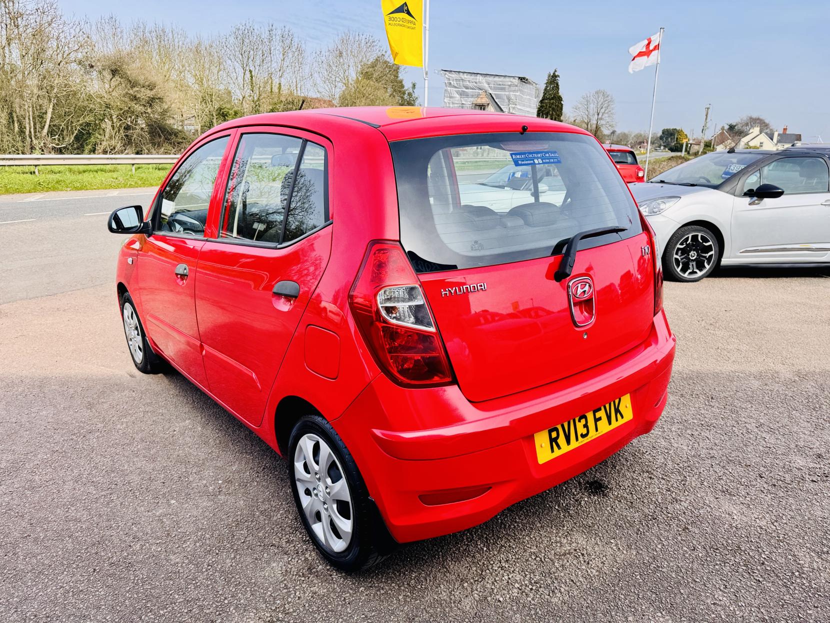 Hyundai i10 1.2 Classic Hatchback 5dr Petrol Manual Euro 5 (85 bhp)