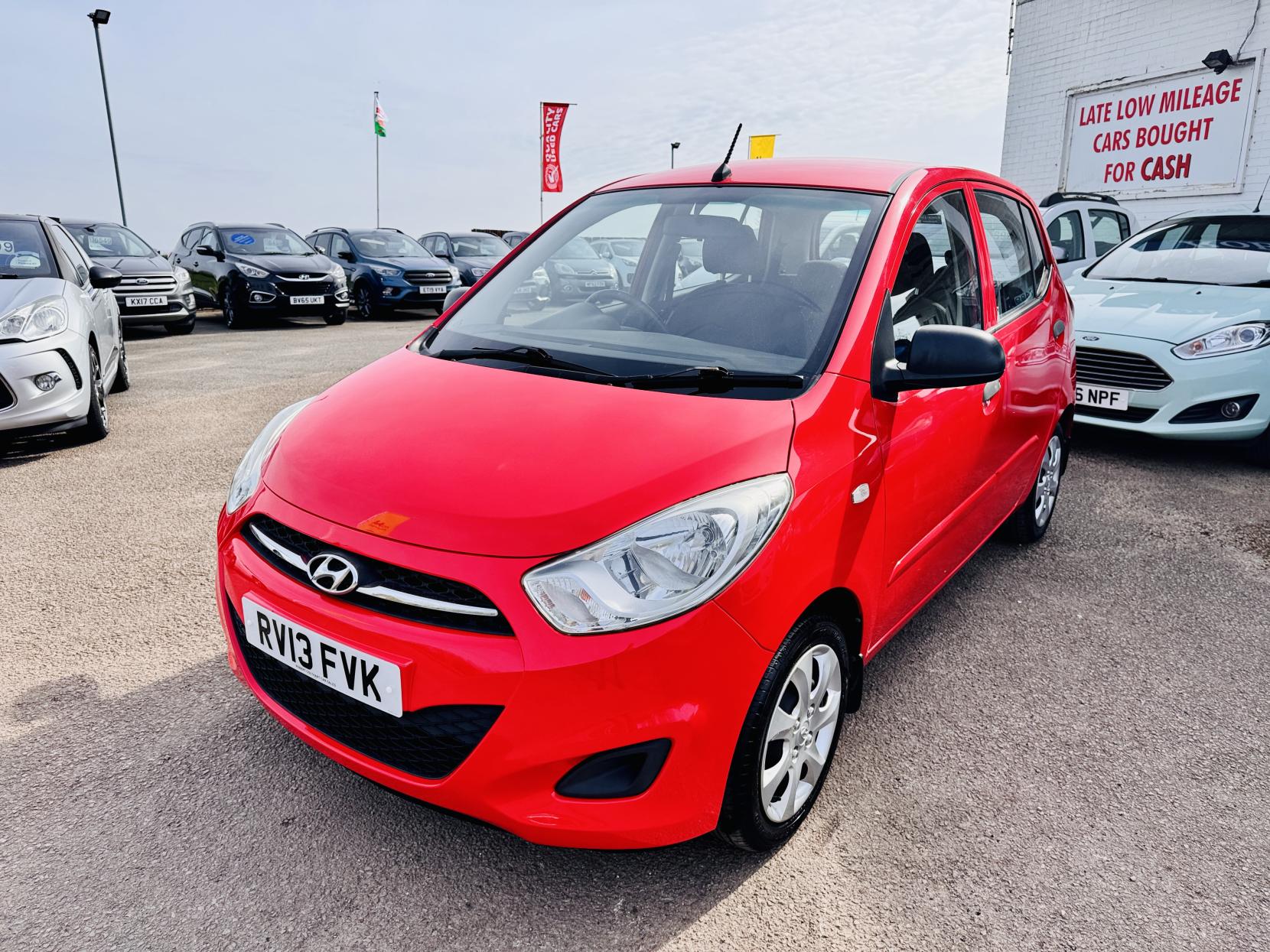 Hyundai i10 1.2 Classic Hatchback 5dr Petrol Manual Euro 5 (85 bhp)