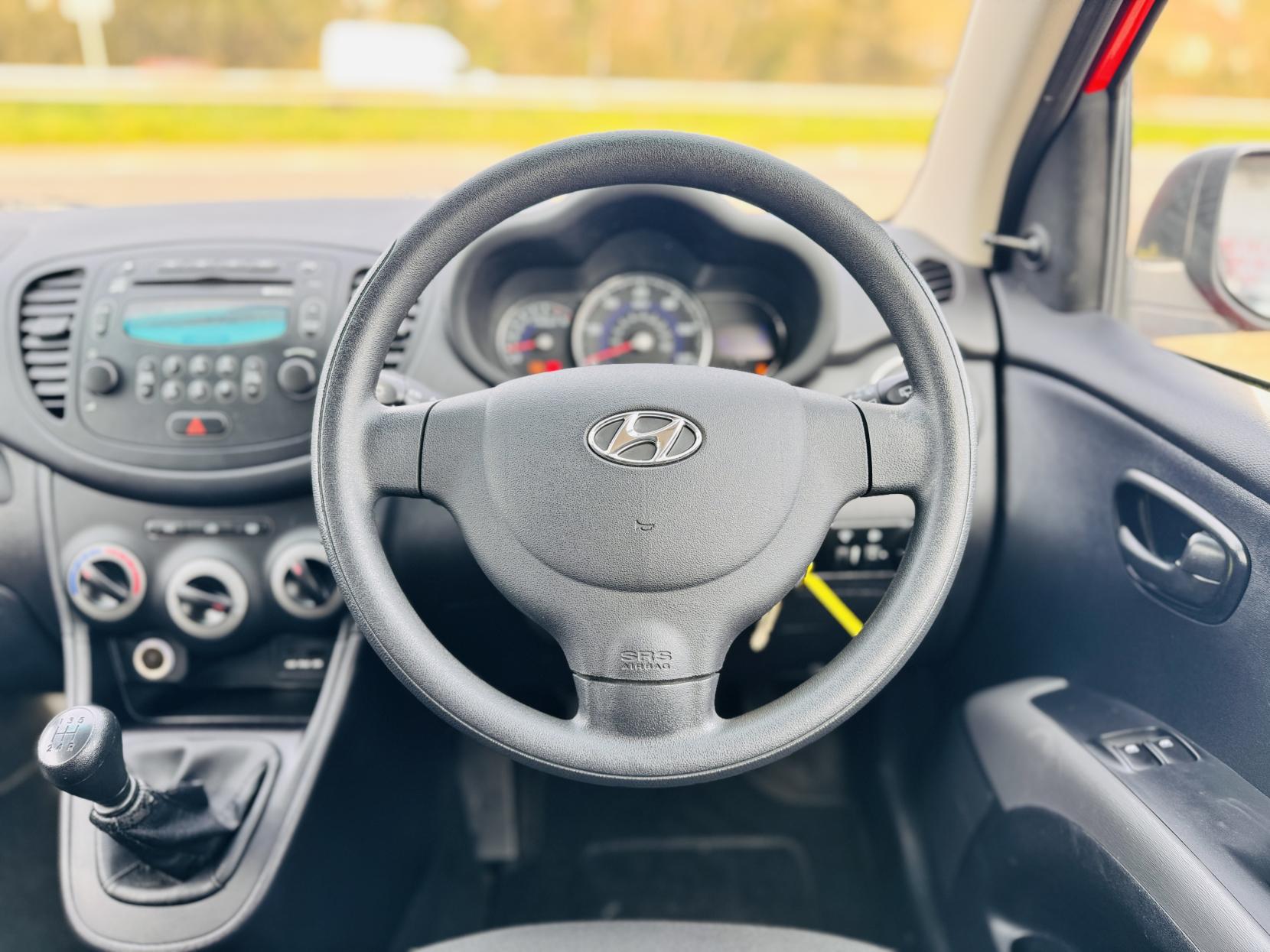 Hyundai i10 1.2 Classic Hatchback 5dr Petrol Manual Euro 5 (85 bhp)