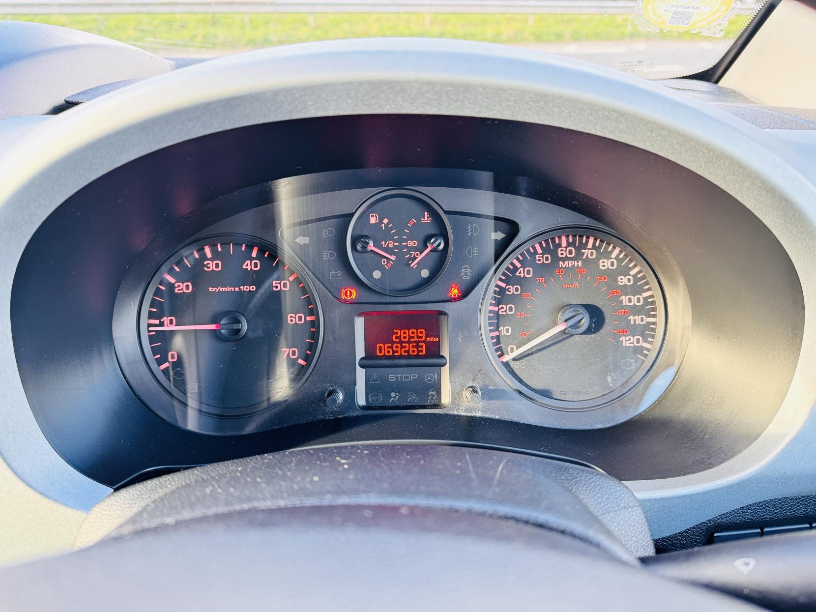 Citroen Berlingo 1.6 HDi Plus Multispace MPV 5dr Diesel Manual Euro 5 (90 ps)