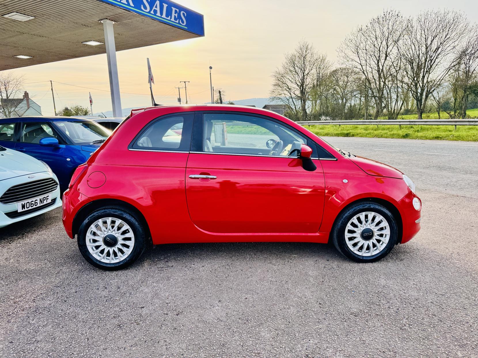 Fiat 500 1.0 MHEV Dolcevita Hatchback 3dr Petrol Manual Euro 6 (s/s) (70 bhp)