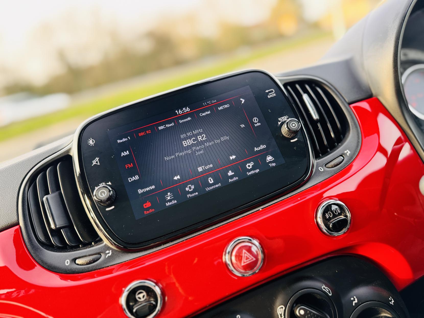 Fiat 500 1.0 MHEV Dolcevita Hatchback 3dr Petrol Manual Euro 6 (s/s) (70 bhp)