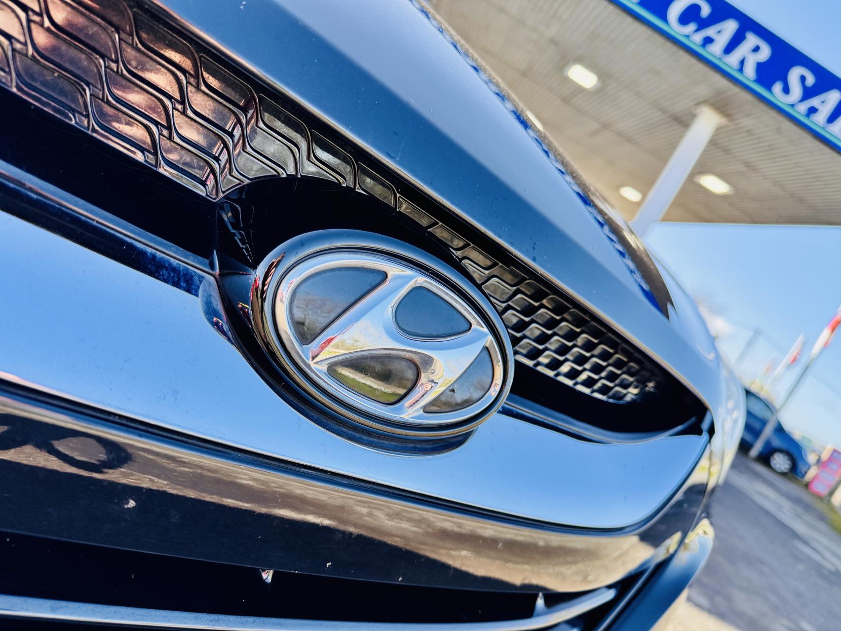 Hyundai ix35 1.6 GDi SE SUV 5dr Petrol Manual Euro 5 (Nav) (135 ps)