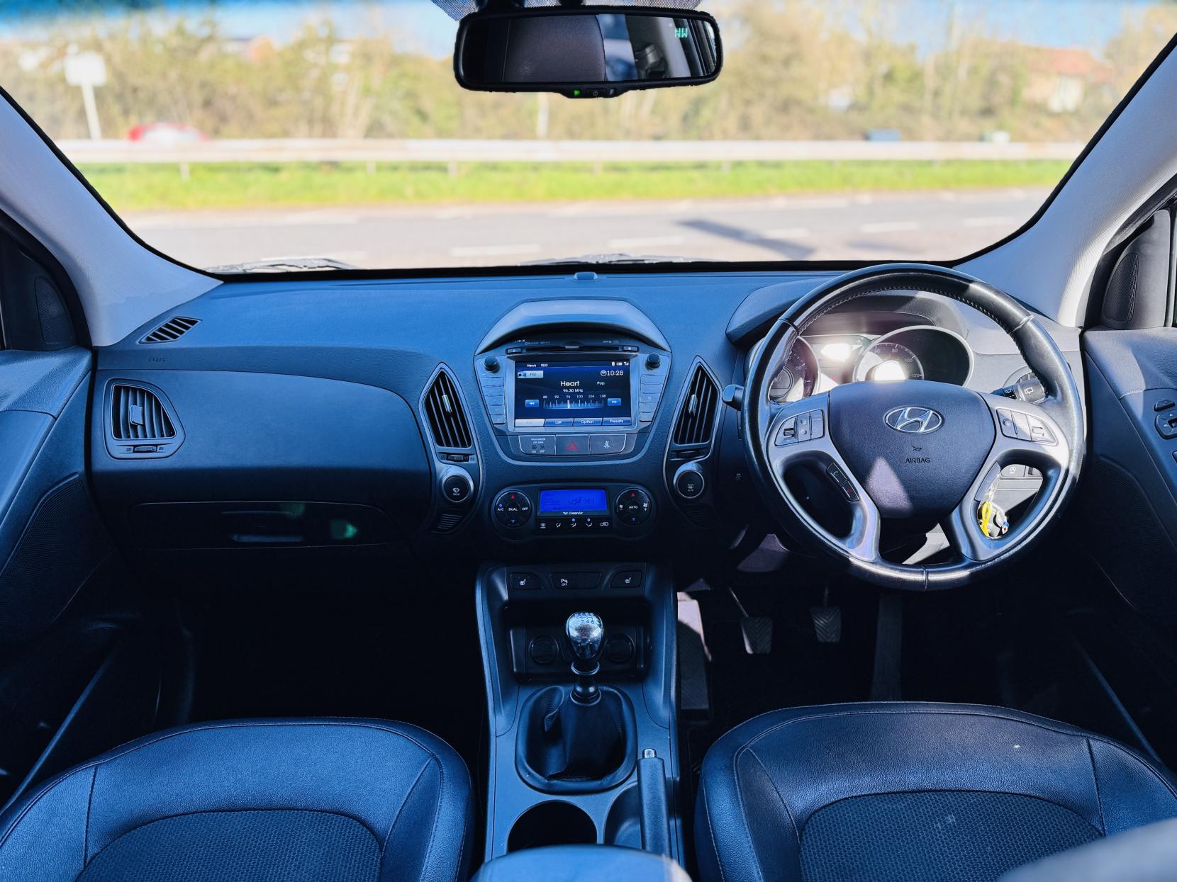 Hyundai ix35 1.6 GDi SE SUV 5dr Petrol Manual Euro 5 (Nav) (135 ps)