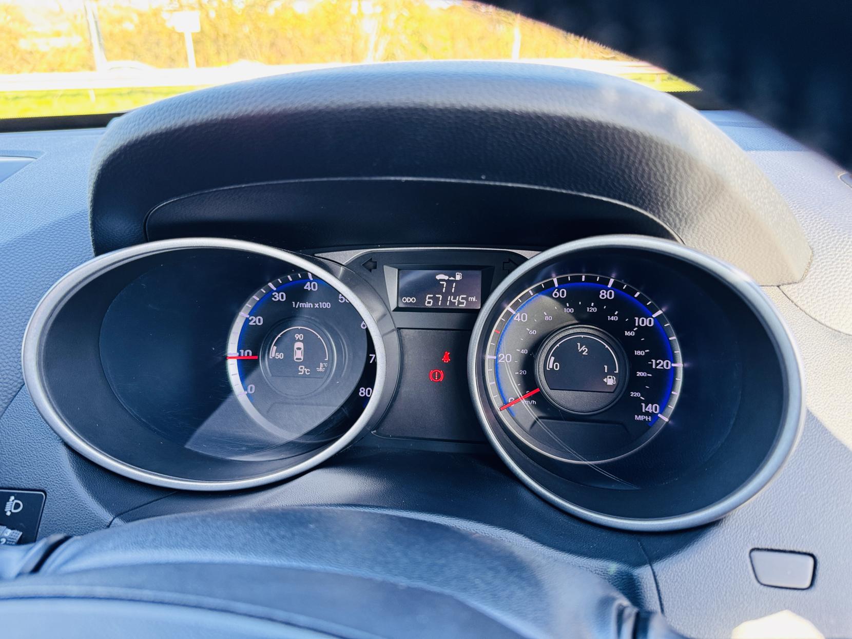 Hyundai ix35 1.6 GDi SE SUV 5dr Petrol Manual Euro 5 (Nav) (135 ps)