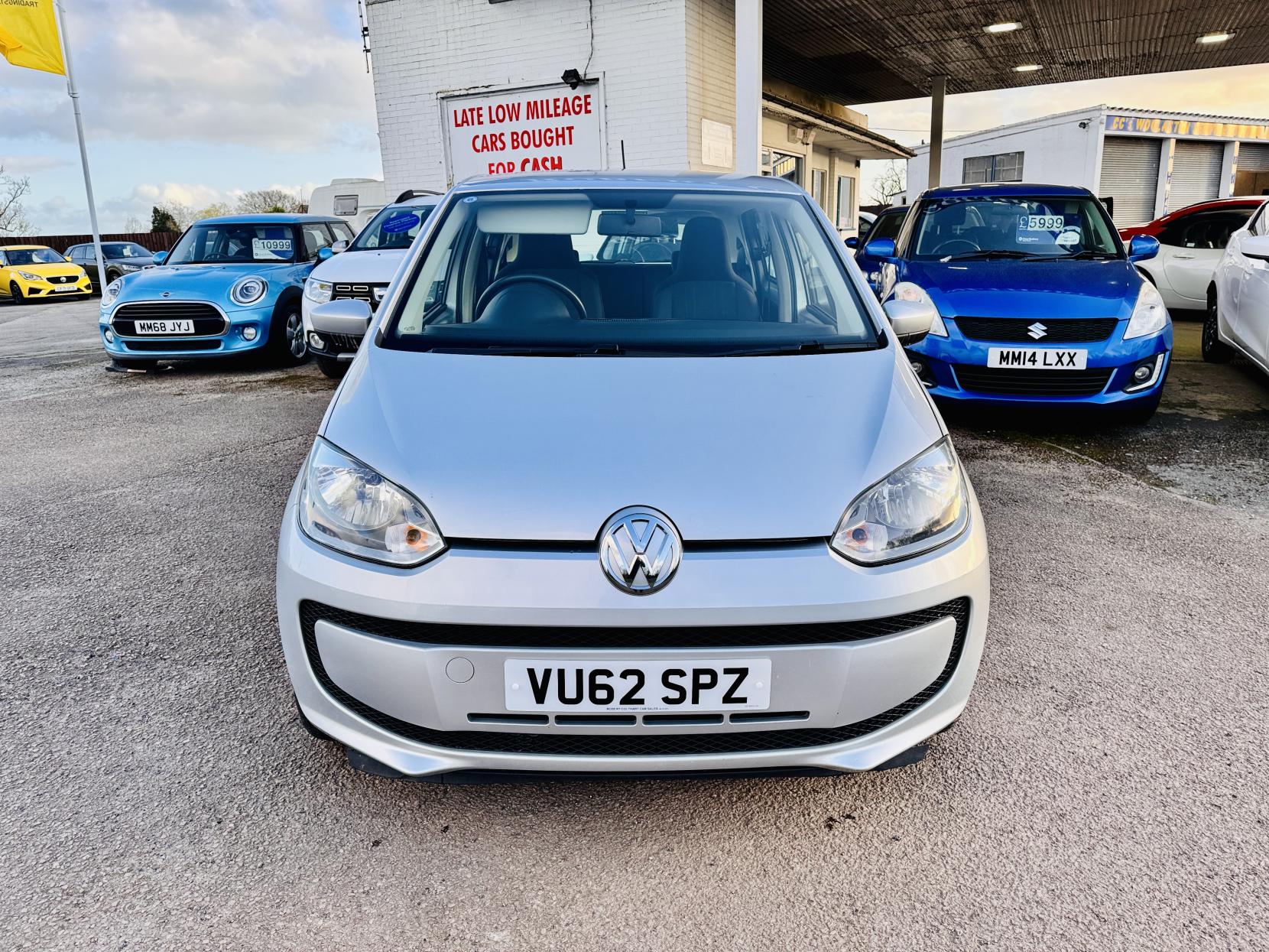 Volkswagen up! 1.0 Move up! Hatchback 5dr Petrol Manual Euro 5 (60 ps)