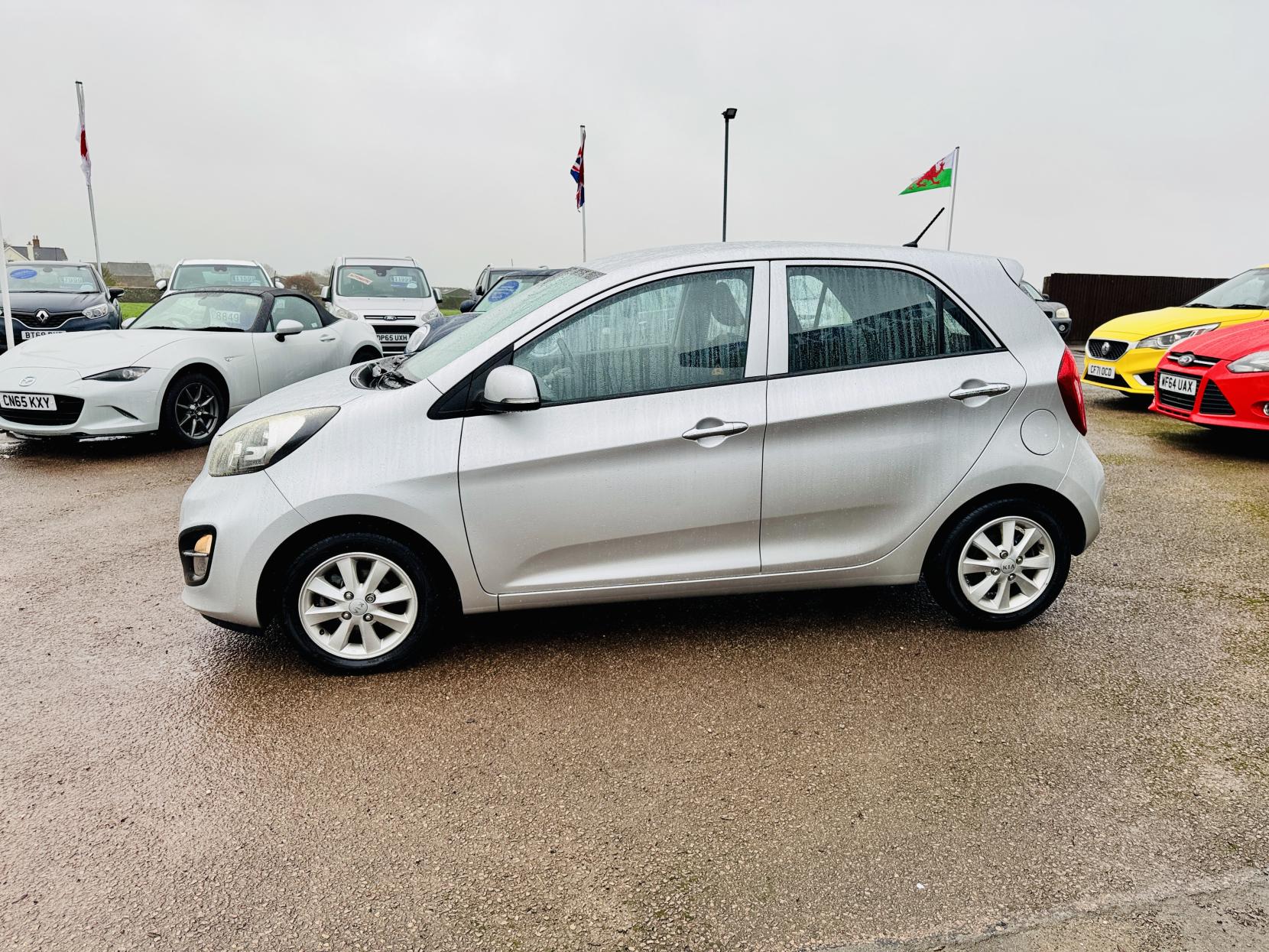 Kia Picanto 1.25 2 Hatchback 5dr Petrol Auto Euro 5 (84 bhp)