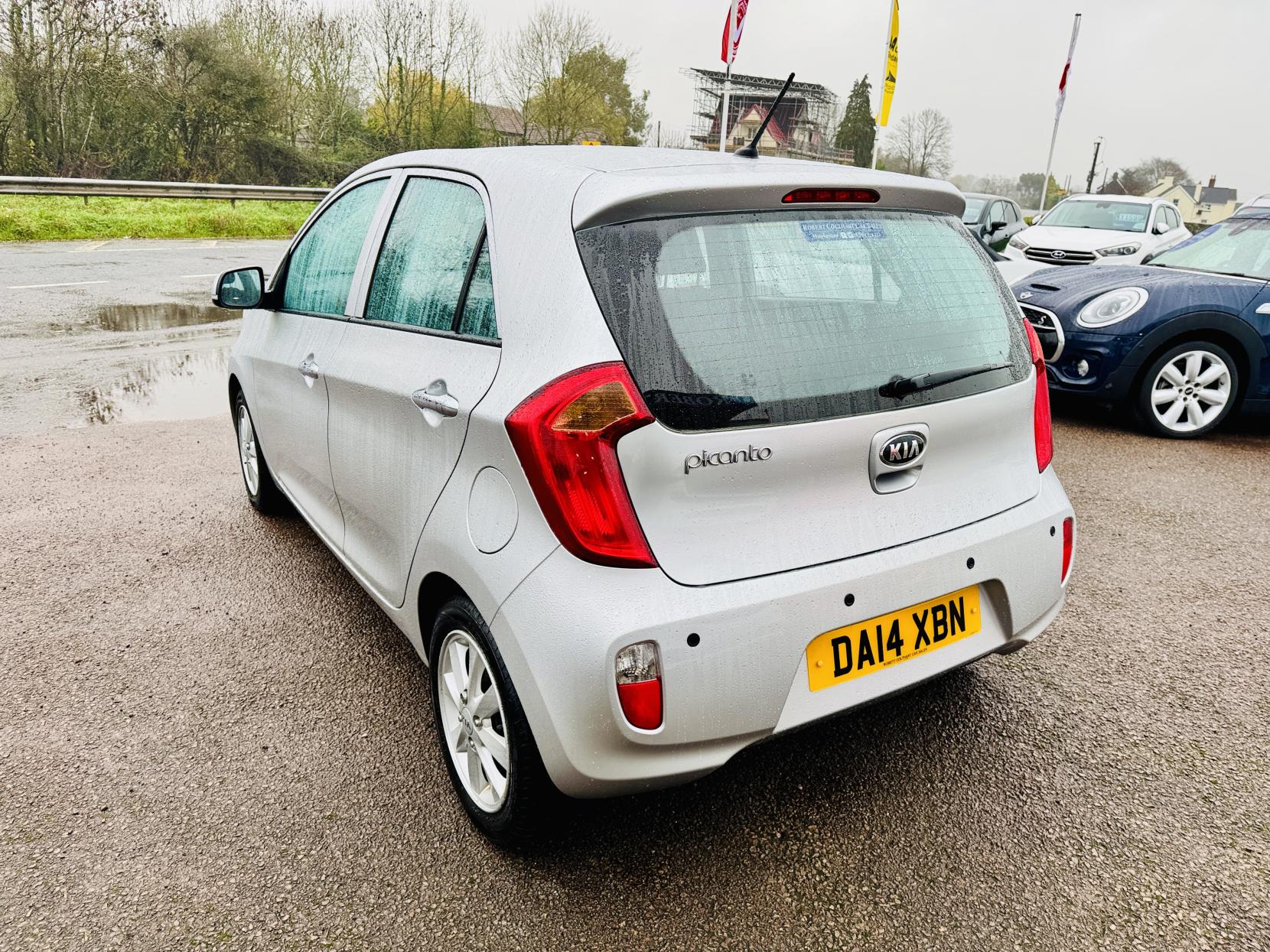 Kia Picanto 1.25 2 Hatchback 5dr Petrol Auto Euro 5 (84 bhp)