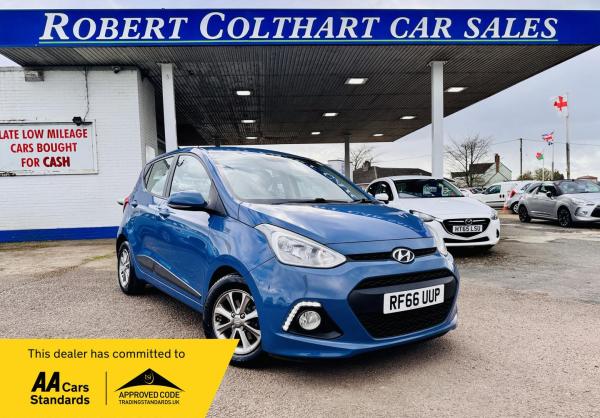 Hyundai i10 1.2 Premium Hatchback 5dr Petrol Manual Euro 5 (87 ps)