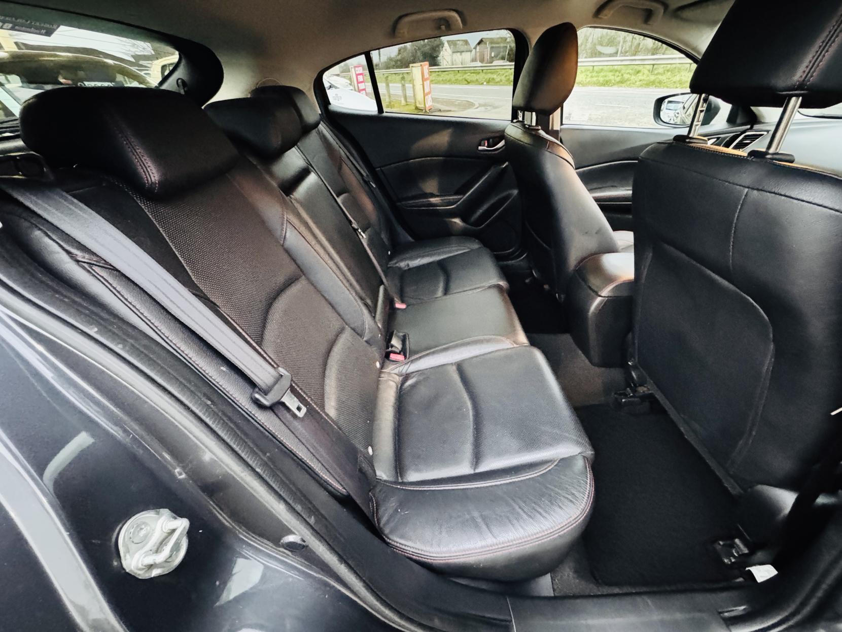 Mazda Mazda3 2.0 SKYACTIV-G Sport Nav Hatchback 5dr Petrol Manual Euro 5 (s/s) (165 ps)