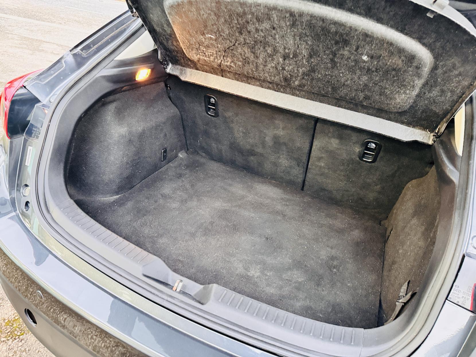 Mazda Mazda3 2.0 SKYACTIV-G Sport Nav Hatchback 5dr Petrol Manual Euro 5 (s/s) (165 ps)