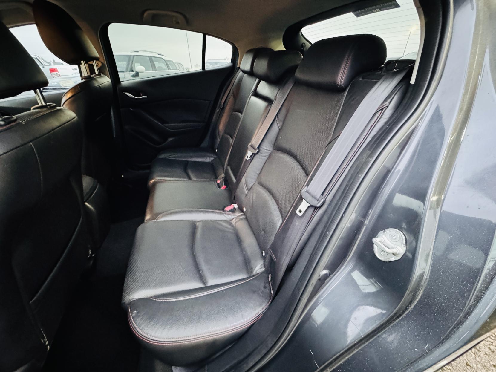 Mazda Mazda3 2.0 SKYACTIV-G Sport Nav Hatchback 5dr Petrol Manual Euro 5 (s/s) (165 ps)