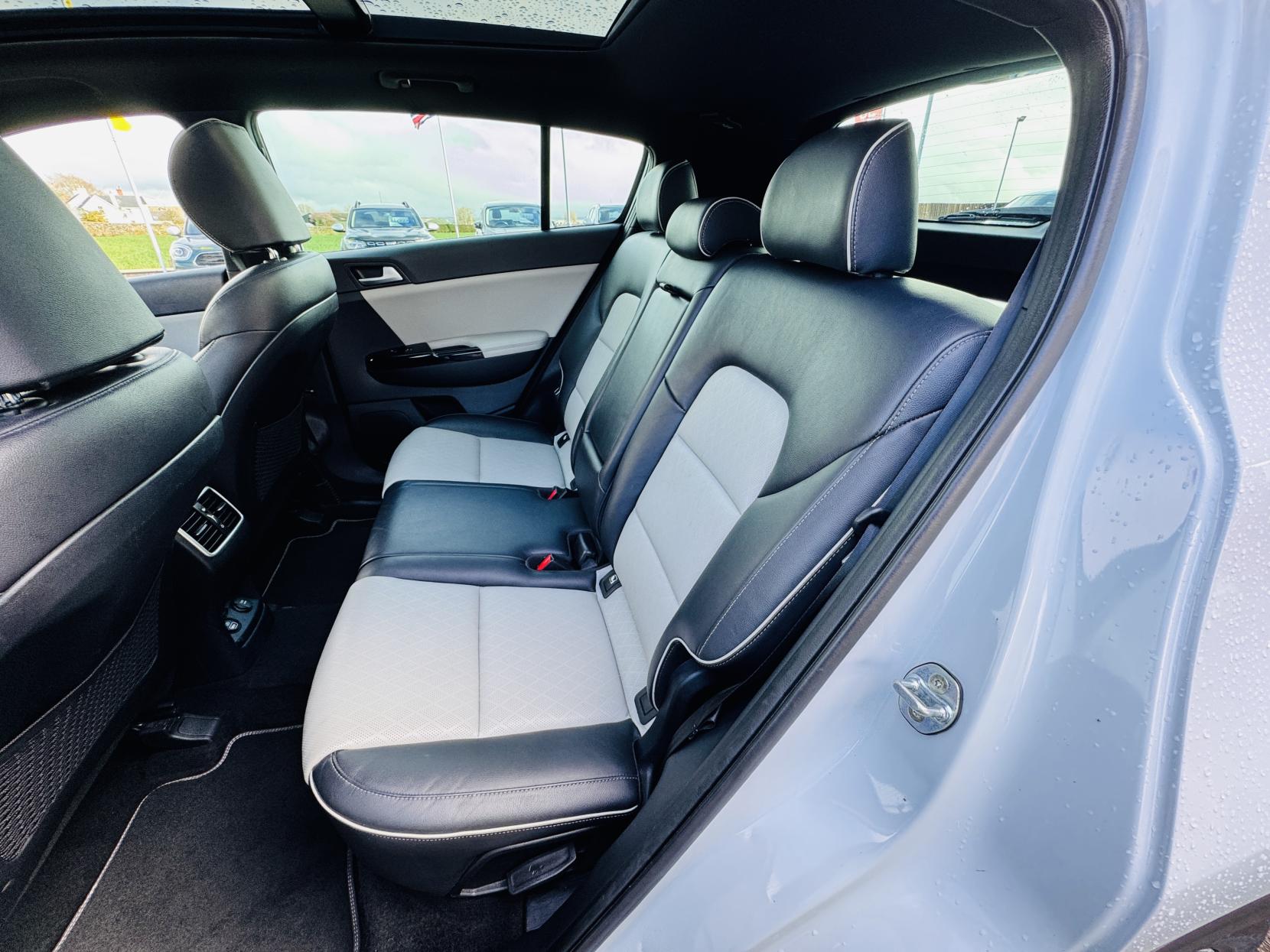 Kia Sportage 1.6 T-GDi GT-Line S SUV 5dr Petrol DCT AWD Euro 6 (174 bhp)