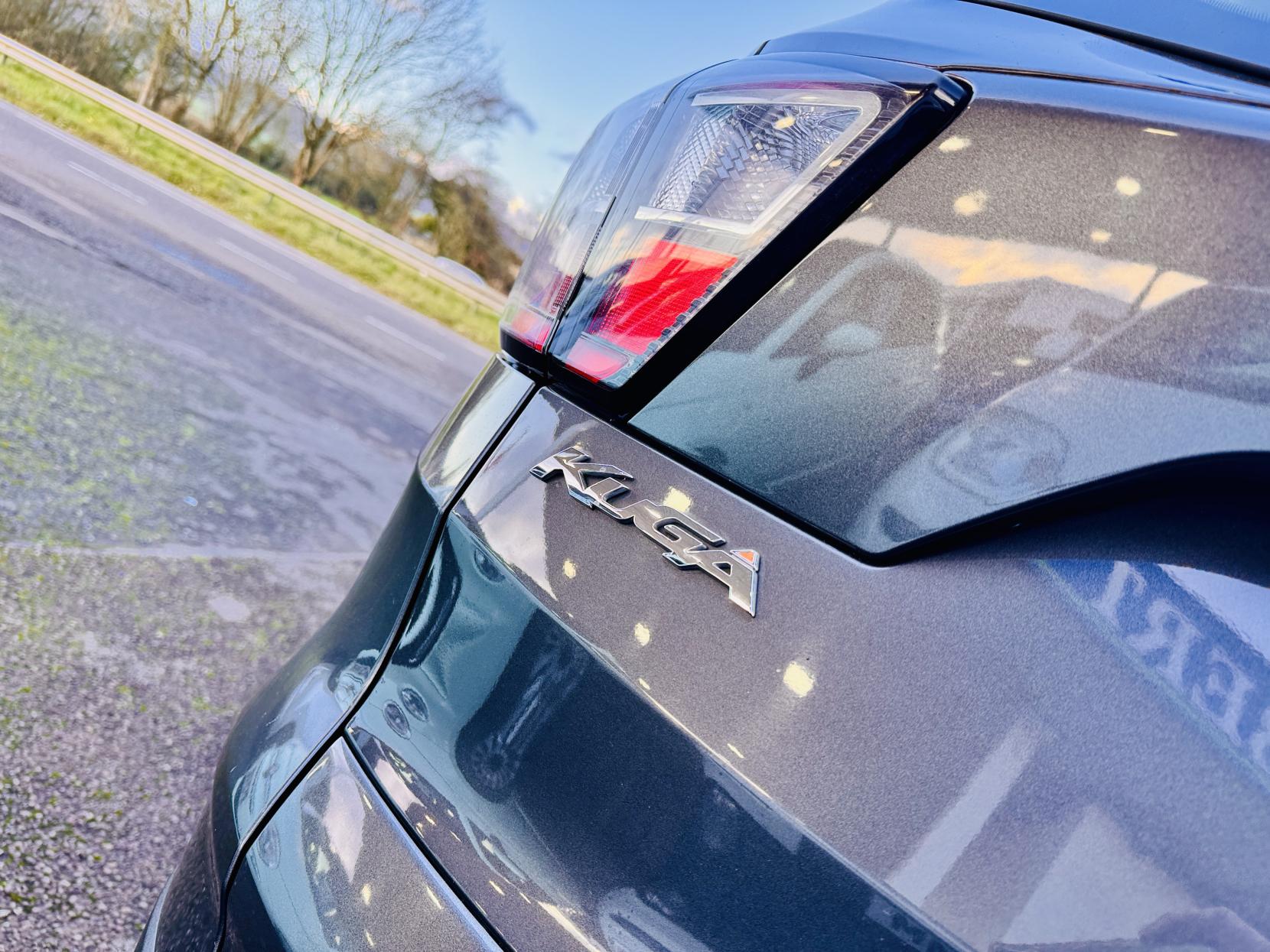 Ford Kuga 2.0 TDCi Titanium SUV 5dr Diesel Manual AWD Euro 6 (s/s) (180 ps)