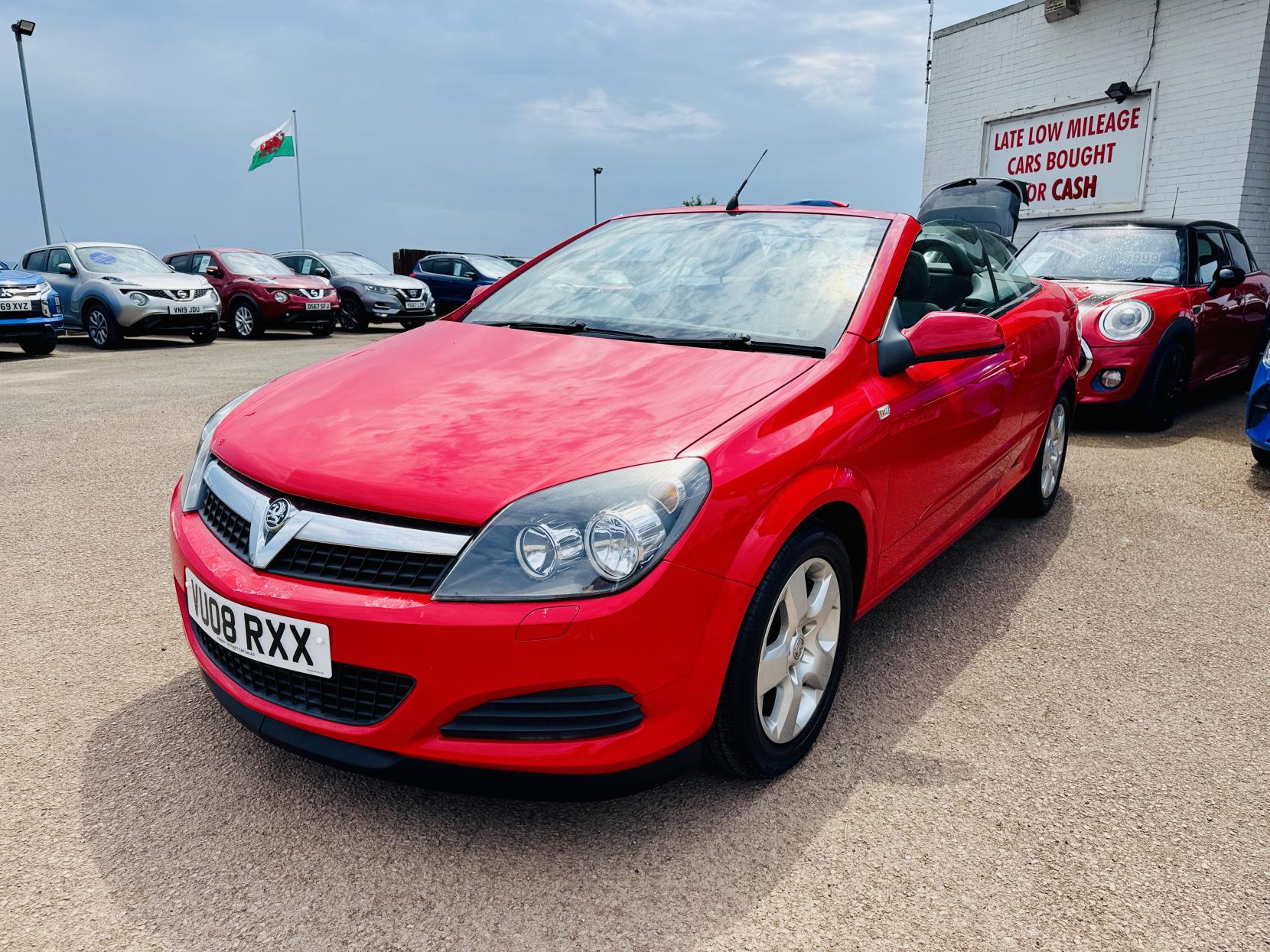 Vauxhall Astra 1.6i TwinAir Air Twin Top 2dr Petrol Manual (163 g/km, 113 bhp)