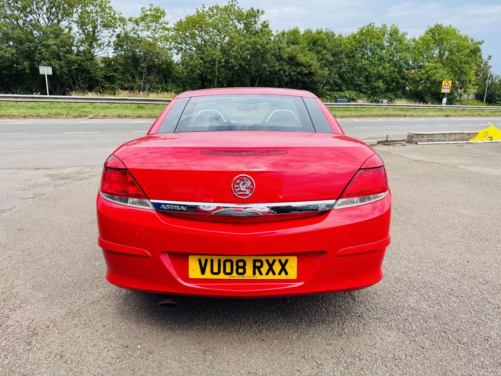 Vauxhall Astra 1.6i TwinAir Air Twin Top 2dr Petrol Manual (163 g/km, 113 bhp)