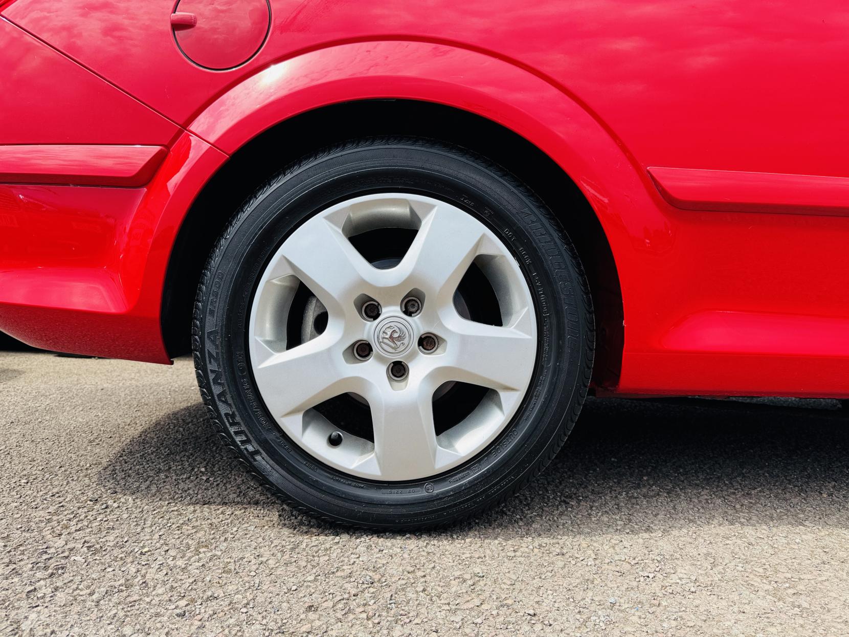 Vauxhall Astra 1.6i TwinAir Air Twin Top 2dr Petrol Manual (163 g/km, 113 bhp)