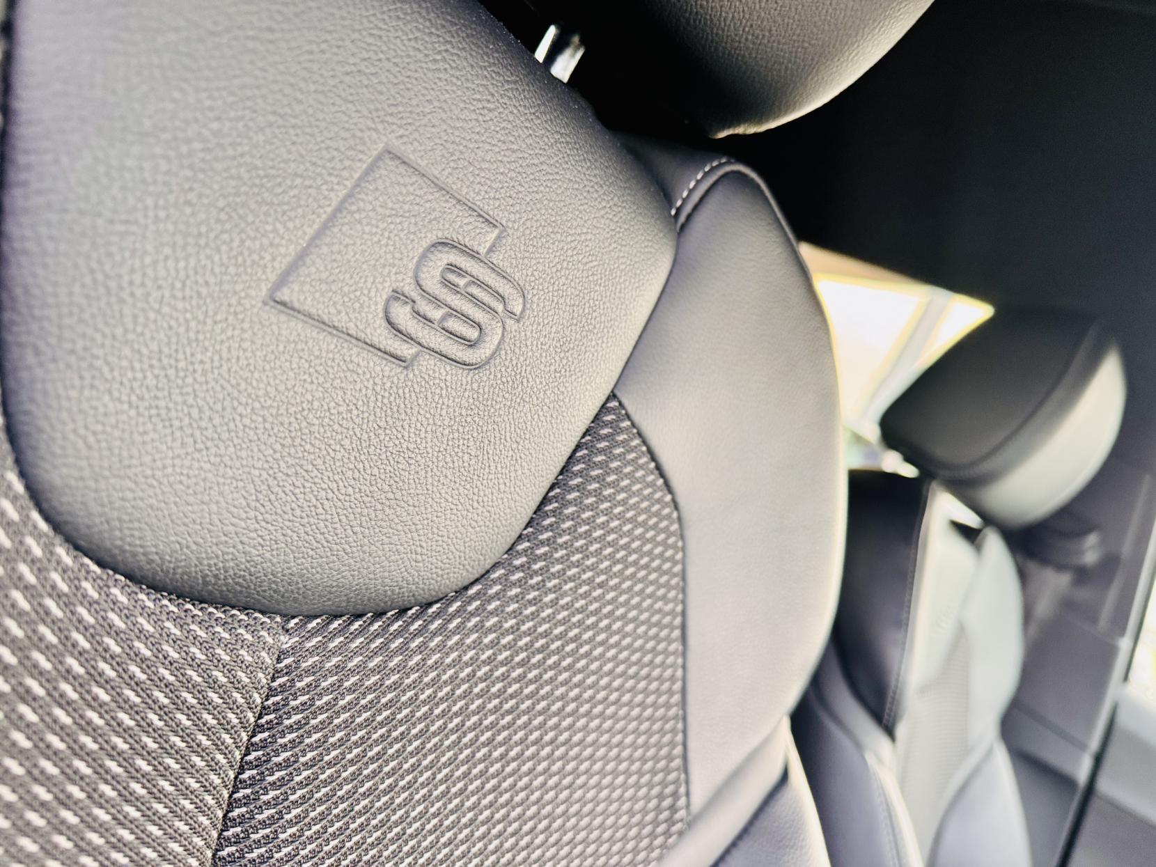 Audi Q2 1.4 TFSI CoD S line SUV 5dr Petrol S Tronic Euro 6 (s/s) (150 ps)