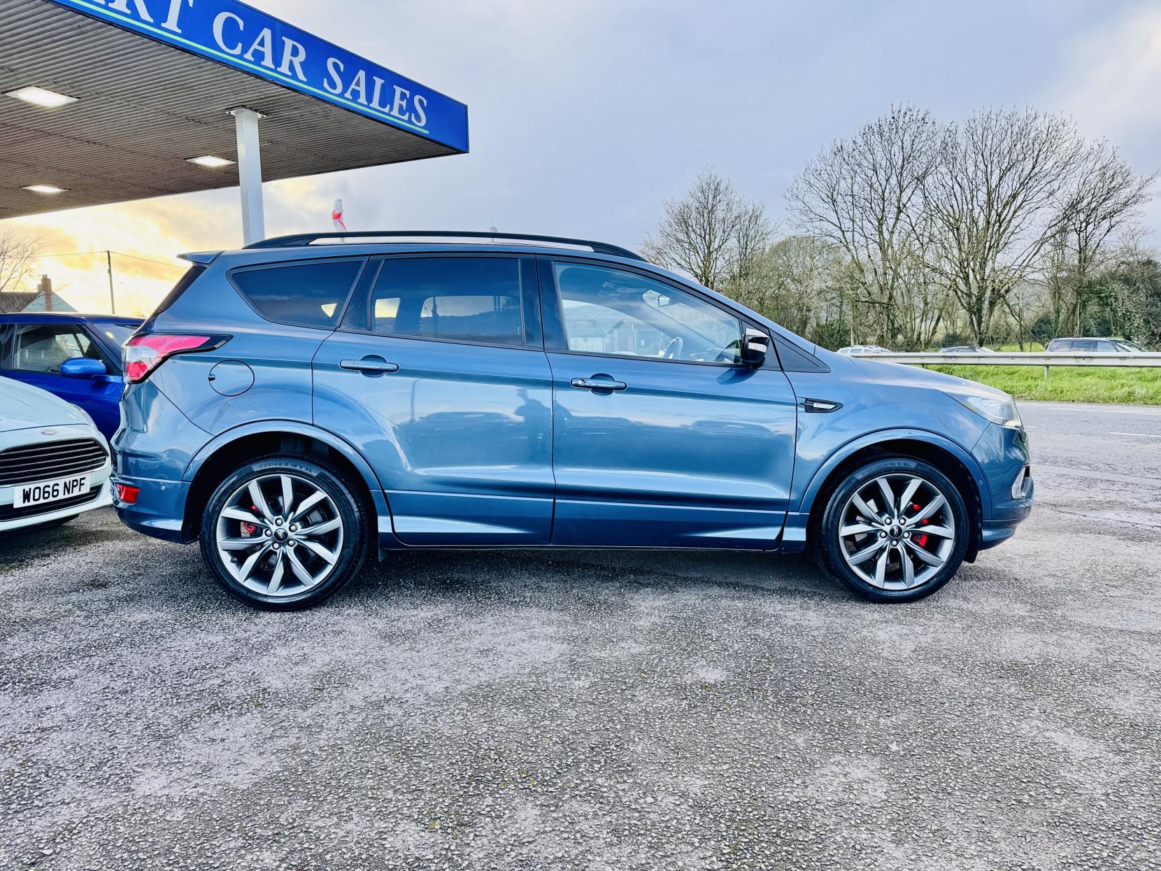 Ford Kuga 2.0 TDCi EcoBlue ST-Line Edition SUV 5dr Diesel Powershift AWD Euro 6 (s/s) (180 ps)