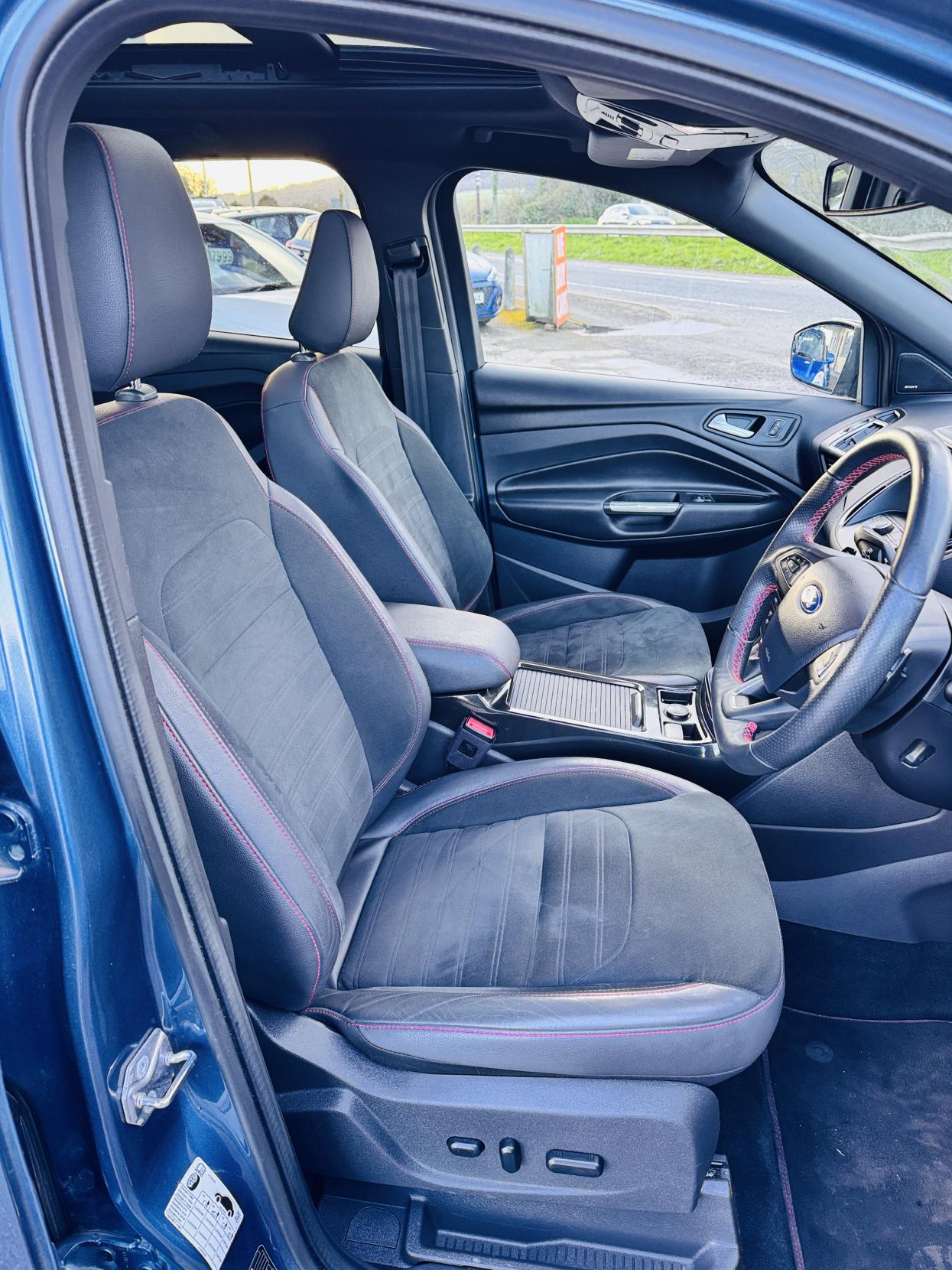 Ford Kuga 2.0 TDCi EcoBlue ST-Line Edition SUV 5dr Diesel Powershift AWD Euro 6 (s/s) (180 ps)