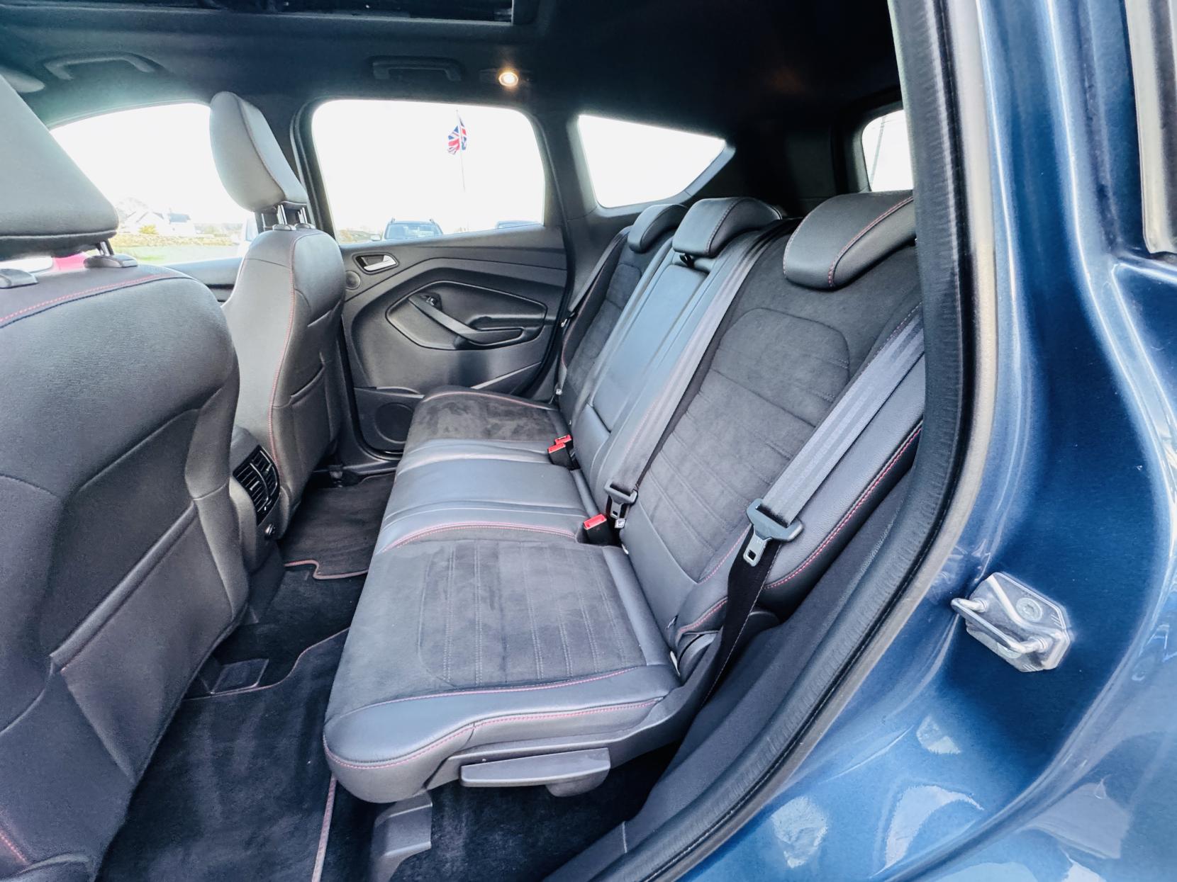 Ford Kuga 2.0 TDCi EcoBlue ST-Line Edition SUV 5dr Diesel Powershift AWD Euro 6 (s/s) (180 ps)