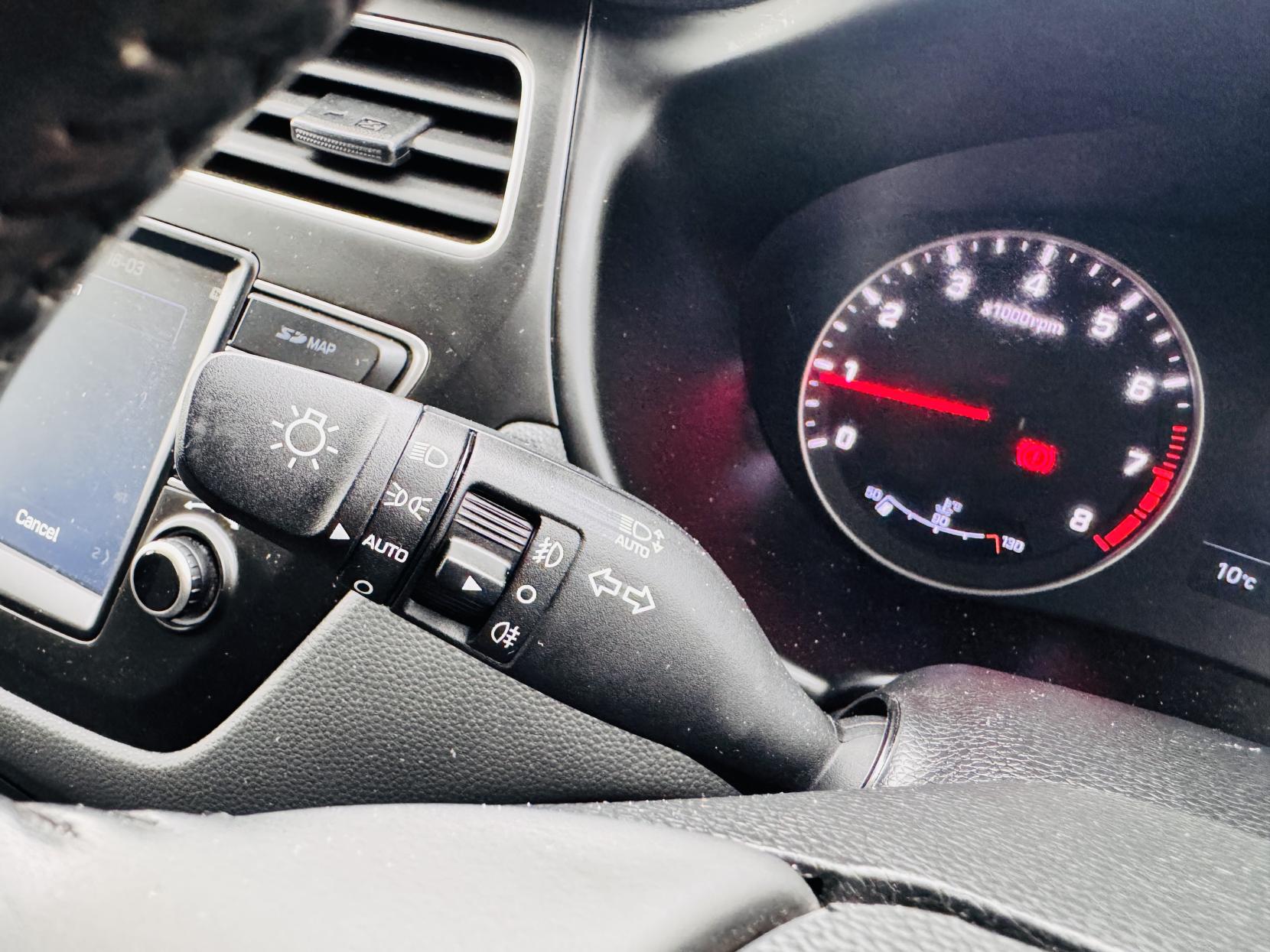 Hyundai i20 1.2 Play Hatchback 5dr Petrol Manual Euro 6 (s/s) (84 ps)