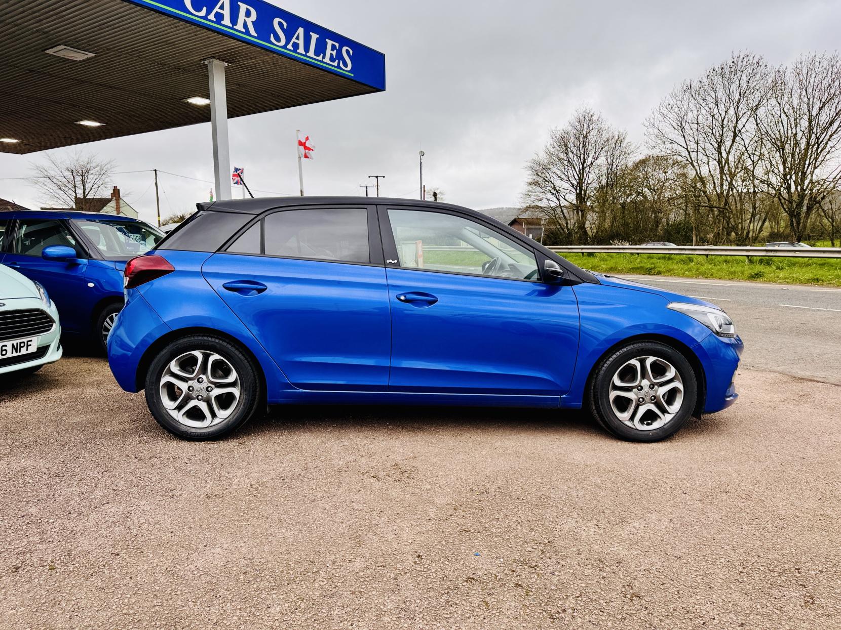 Hyundai i20 1.2 Play Hatchback 5dr Petrol Manual Euro 6 (s/s) (84 ps)