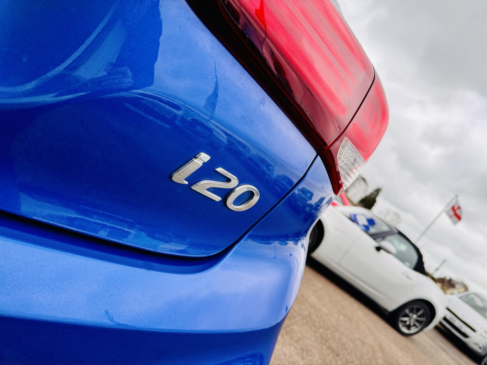 Hyundai i20 1.2 Play Hatchback 5dr Petrol Manual Euro 6 (s/s) (84 ps)