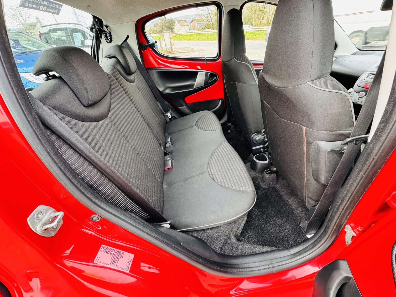 Peugeot 107 1.0 12V Active Hatchback 5dr Petrol 2 Tronic Euro 5 (68 ps)