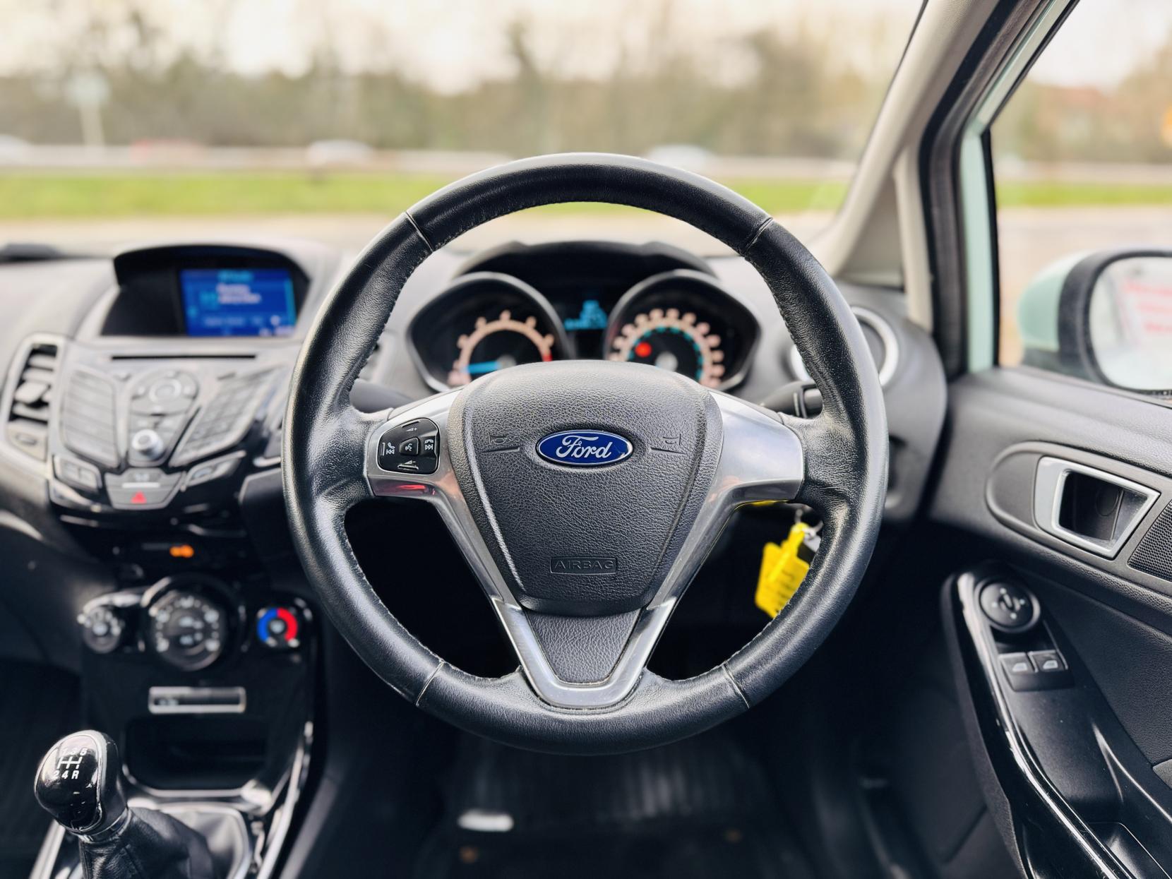 Ford Fiesta 1.0T EcoBoost Zetec Hatchback 5dr Petrol Manual Euro 6 (s/s) (100 ps)