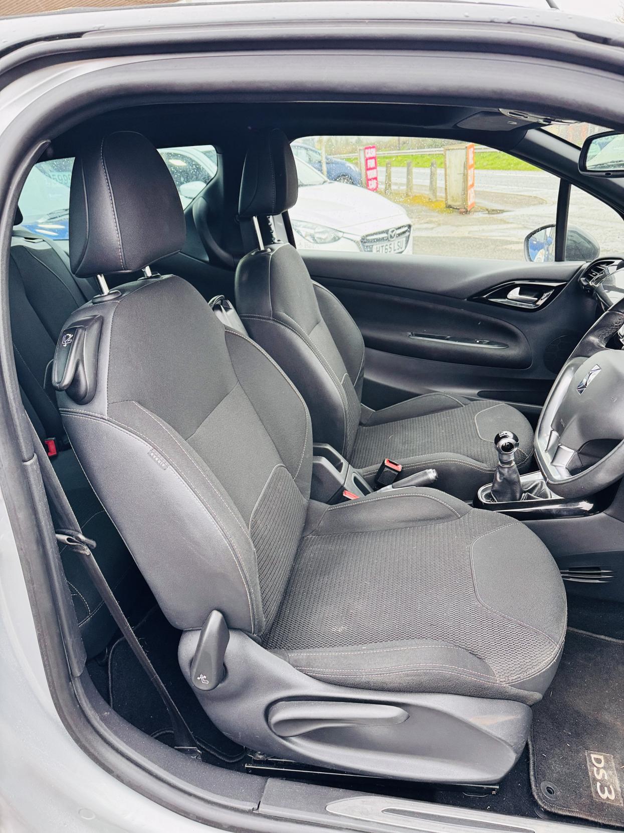 Citroen DS3 Cabrio 1.6 VTi DStyle Plus Convertible 2dr Petrol Manual Euro 5 (120 ps)