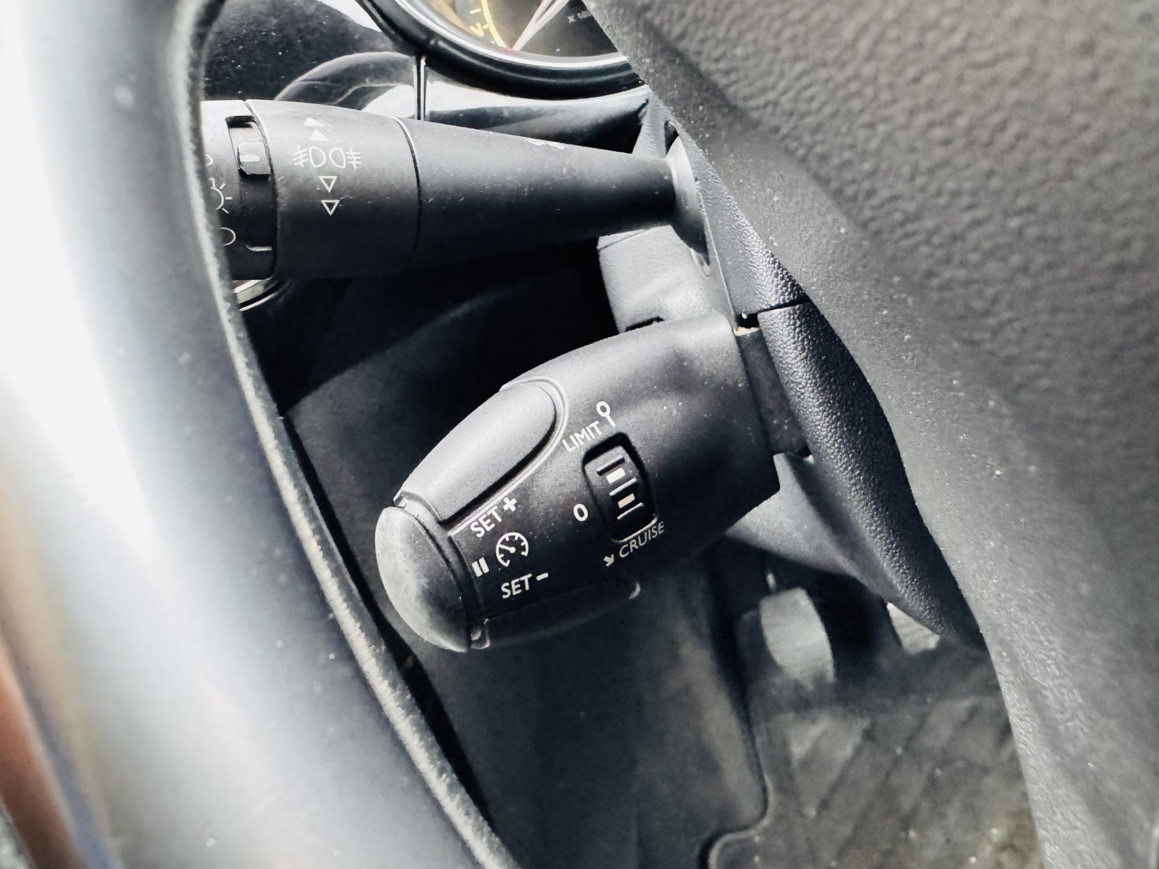 Citroen DS3 Cabrio 1.6 VTi DStyle Plus Convertible 2dr Petrol Manual Euro 5 (120 ps)