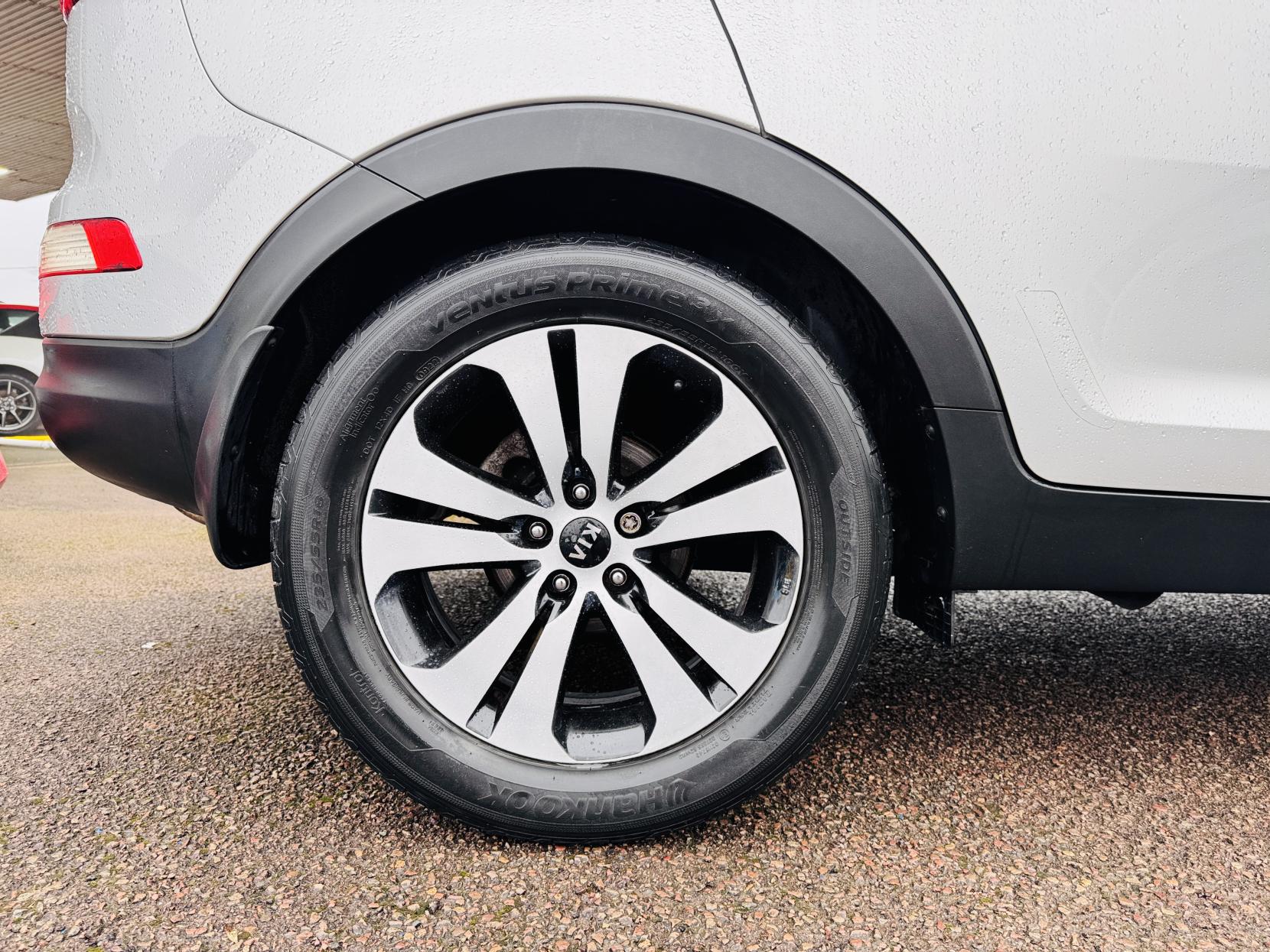 Kia Sportage 1.7 CRDi EcoDynamics 3 SUV 5dr Diesel Manual 2WD Euro 5 (s/s) (114 bhp)