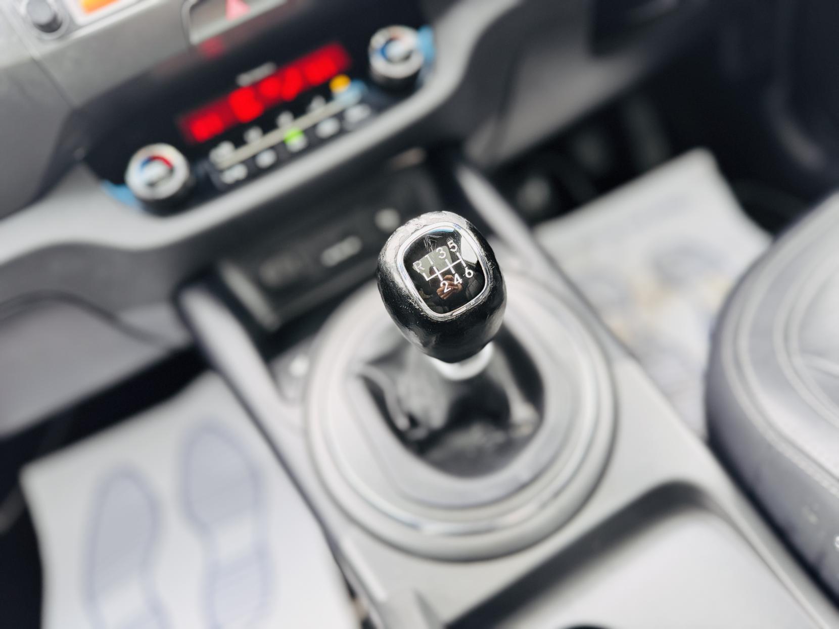 Kia Sportage 1.7 CRDi EcoDynamics 3 SUV 5dr Diesel Manual 2WD Euro 5 (s/s) (114 bhp)