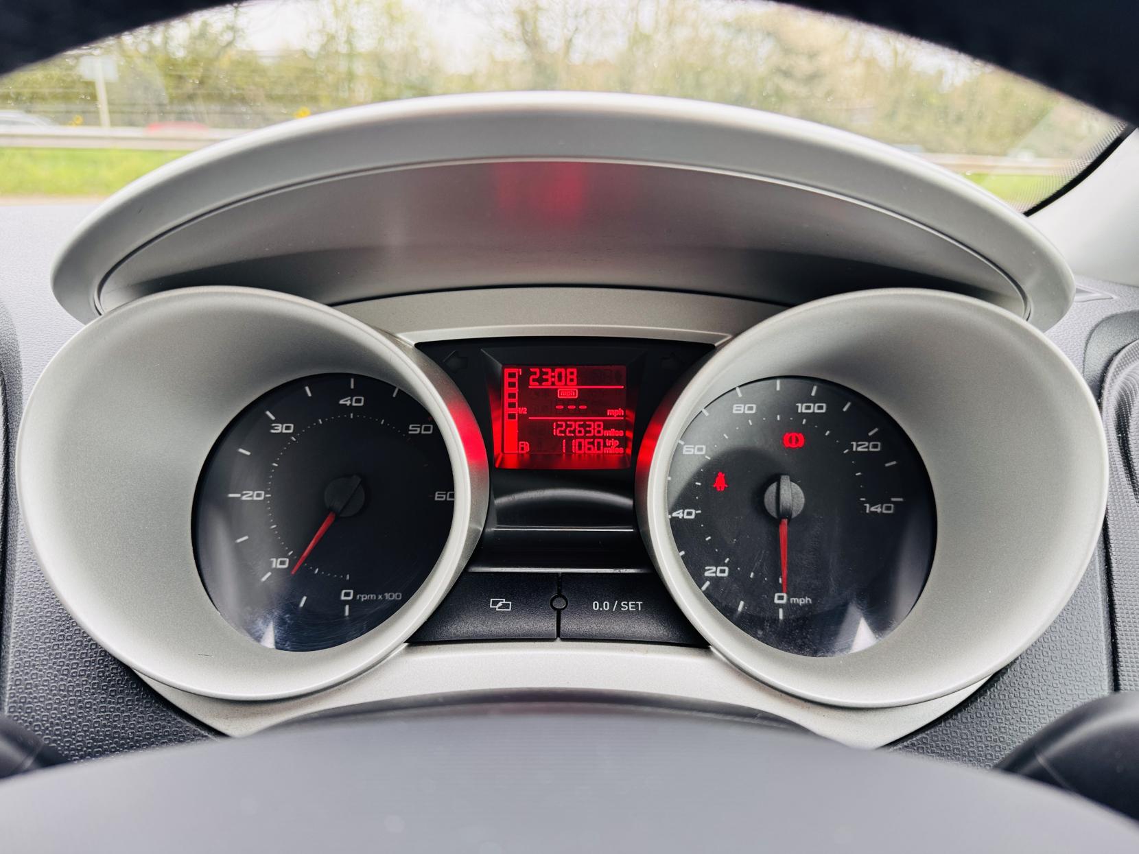 SEAT Ibiza 1.6 TDI CR Sport ST 5dr Diesel Manual Euro 5 (105 ps)