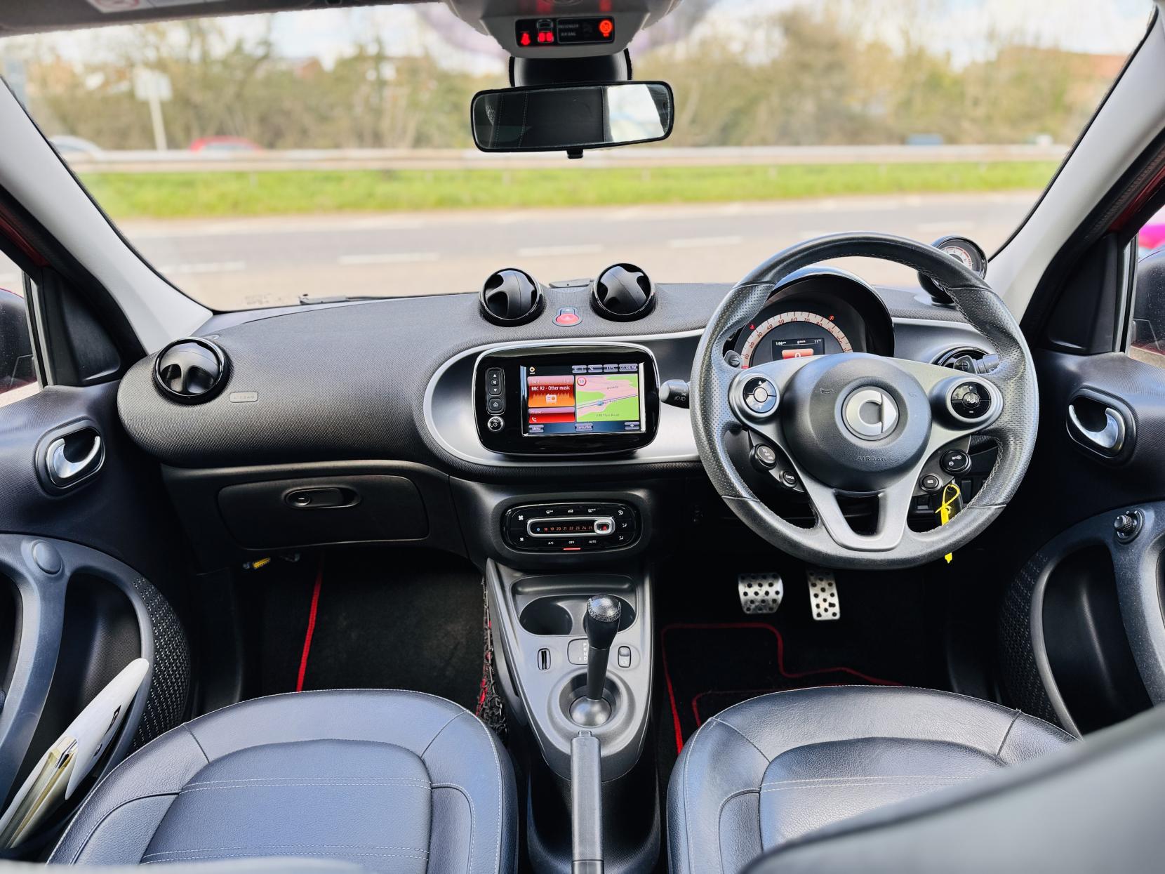 Smart forfour 1.0 Prime Sport (Premium) Hatchback 5dr Petrol Twinamic Euro 6 (s/s) (71 ps)