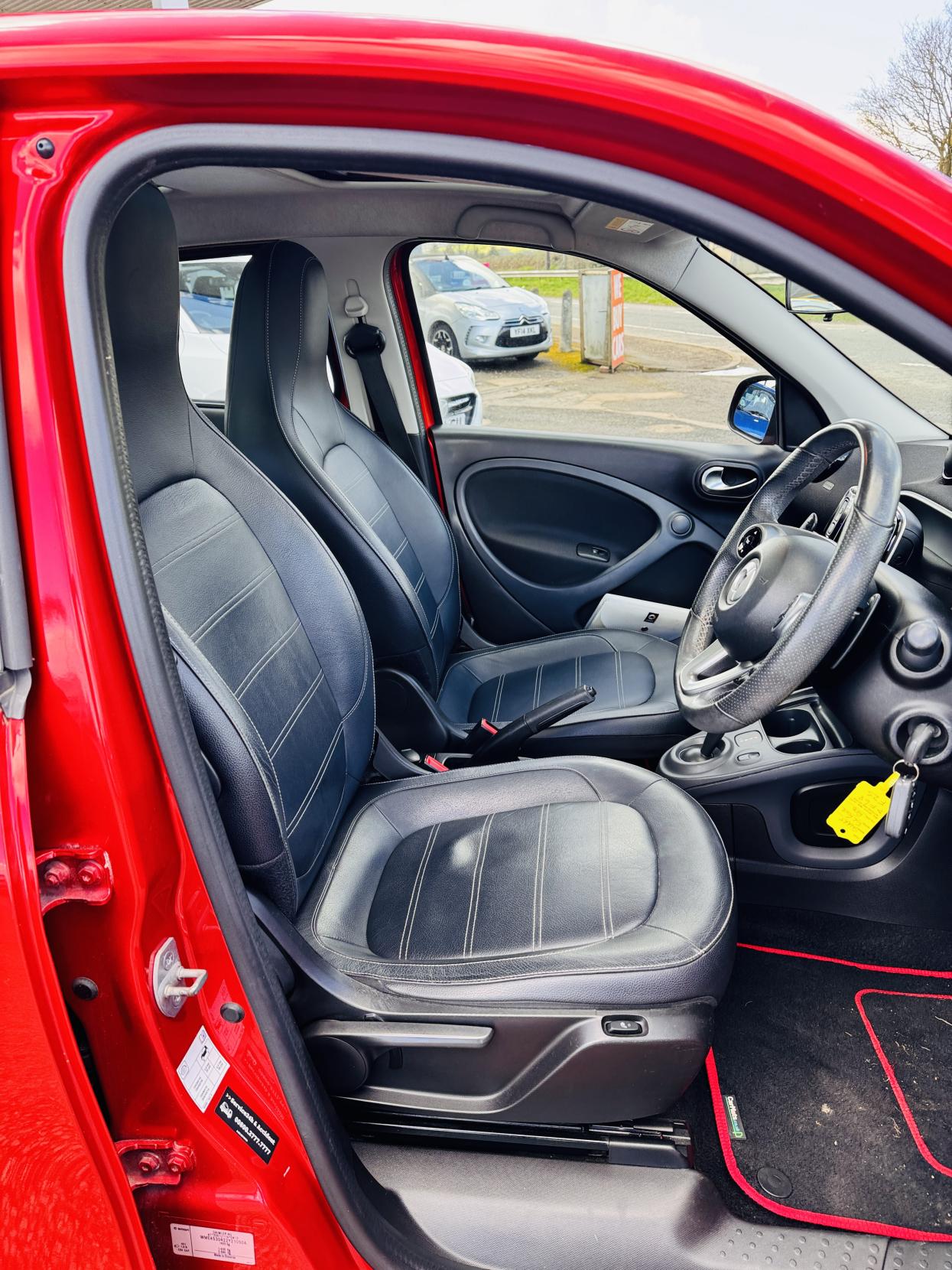 Smart forfour 1.0 Prime Sport (Premium) Hatchback 5dr Petrol Twinamic Euro 6 (s/s) (71 ps)