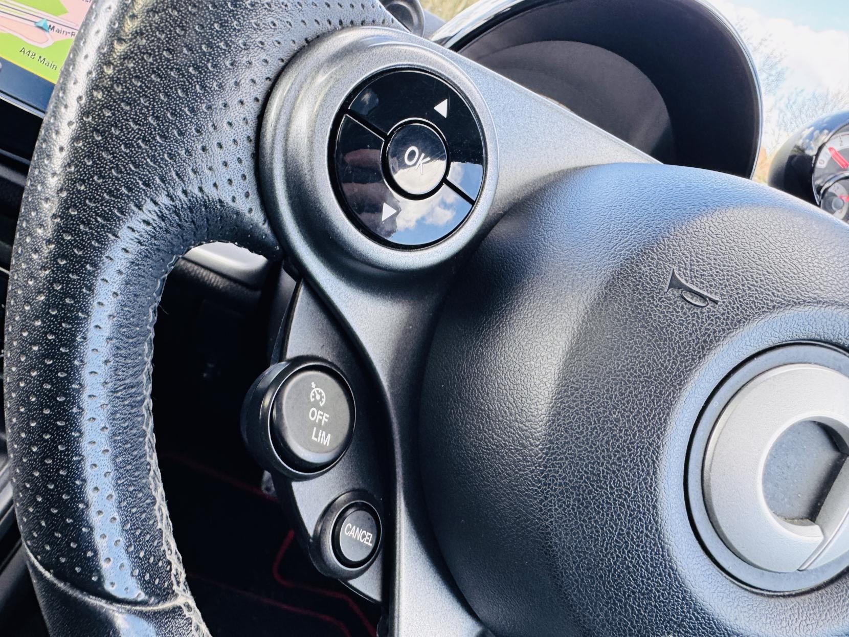 Smart forfour 1.0 Prime Sport (Premium) Hatchback 5dr Petrol Twinamic Euro 6 (s/s) (71 ps)