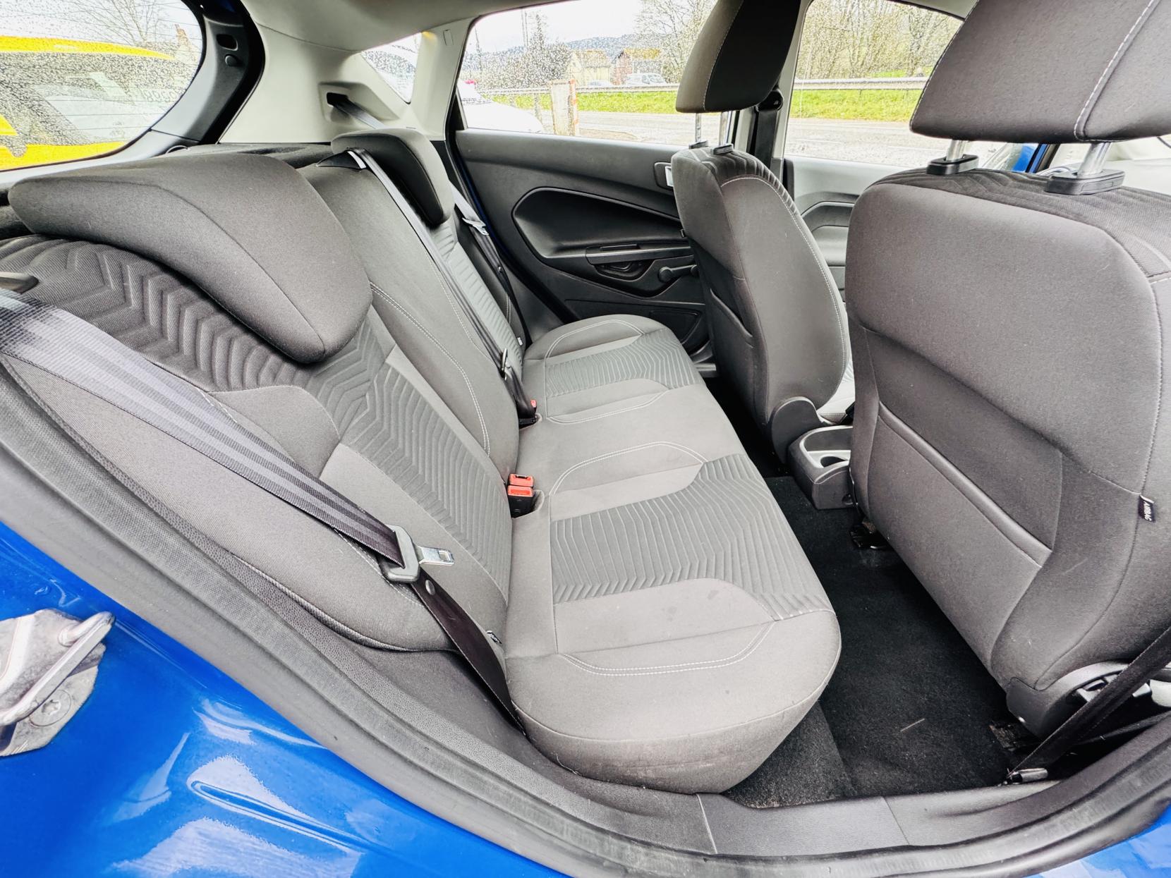 Ford Fiesta 1.25 Zetec Hatchback 5dr Petrol Manual Euro 5 (82 ps)