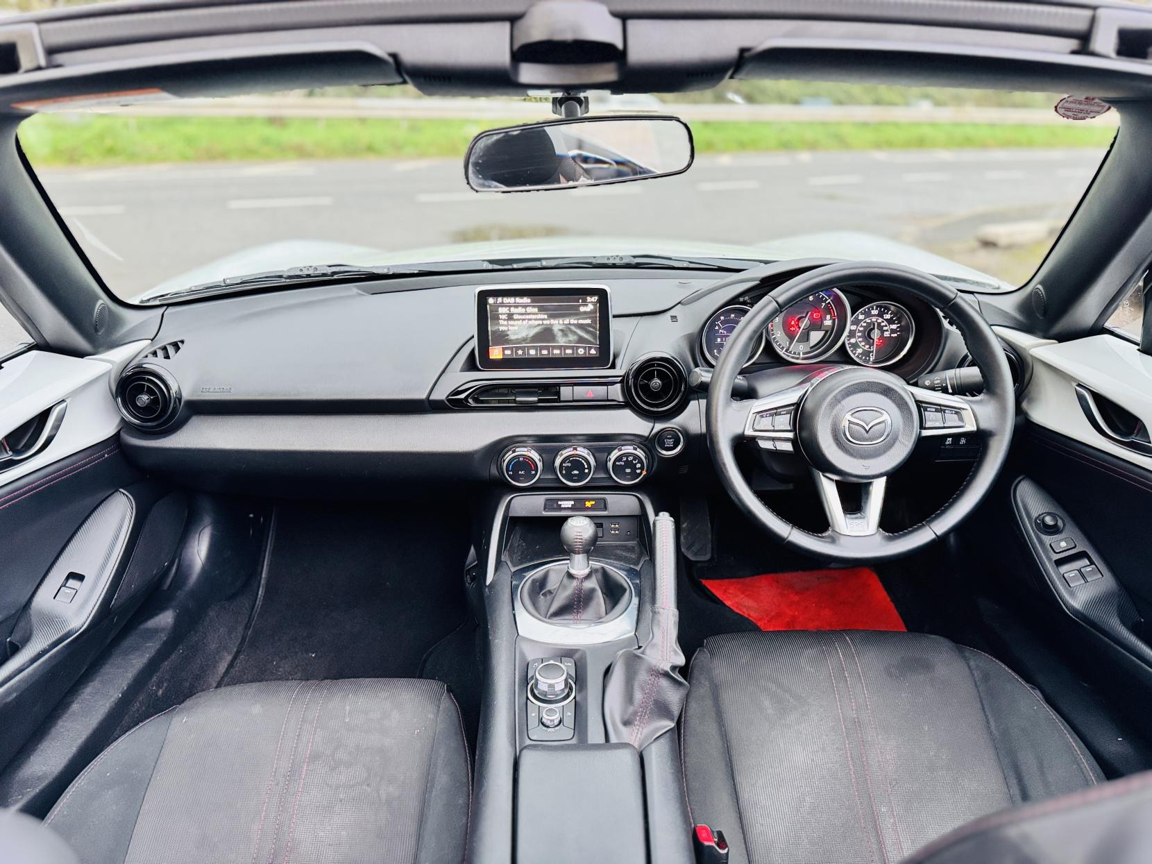 Mazda MX-5 1.5 SKYACTIV-G SE-L Nav Convertible 2dr Petrol Manual Euro 6 (131 ps)