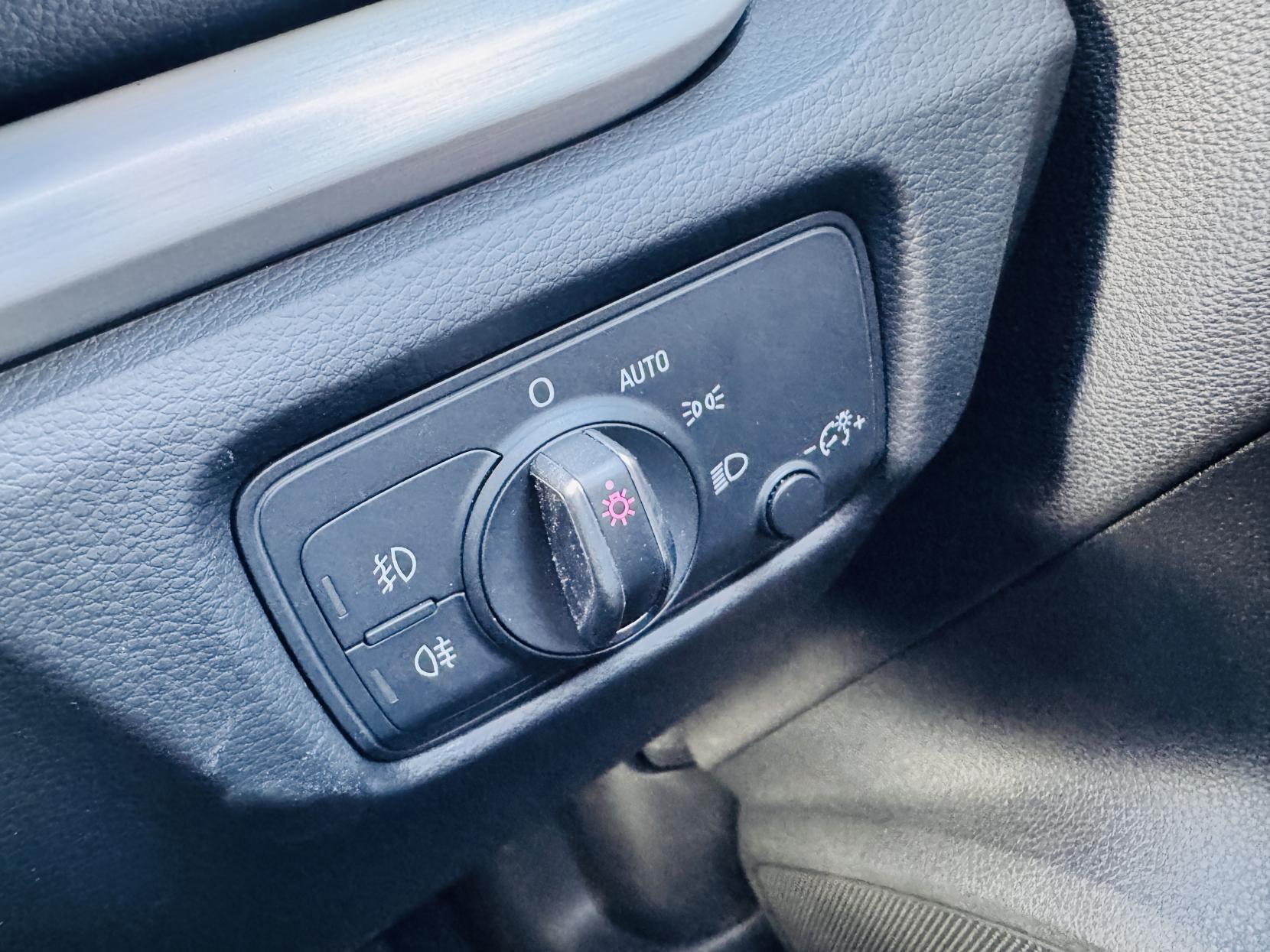 Audi A3 2.0 TDI S line Sportback 5dr Diesel Manual Euro 6 (s/s) (Nav) (150 ps)