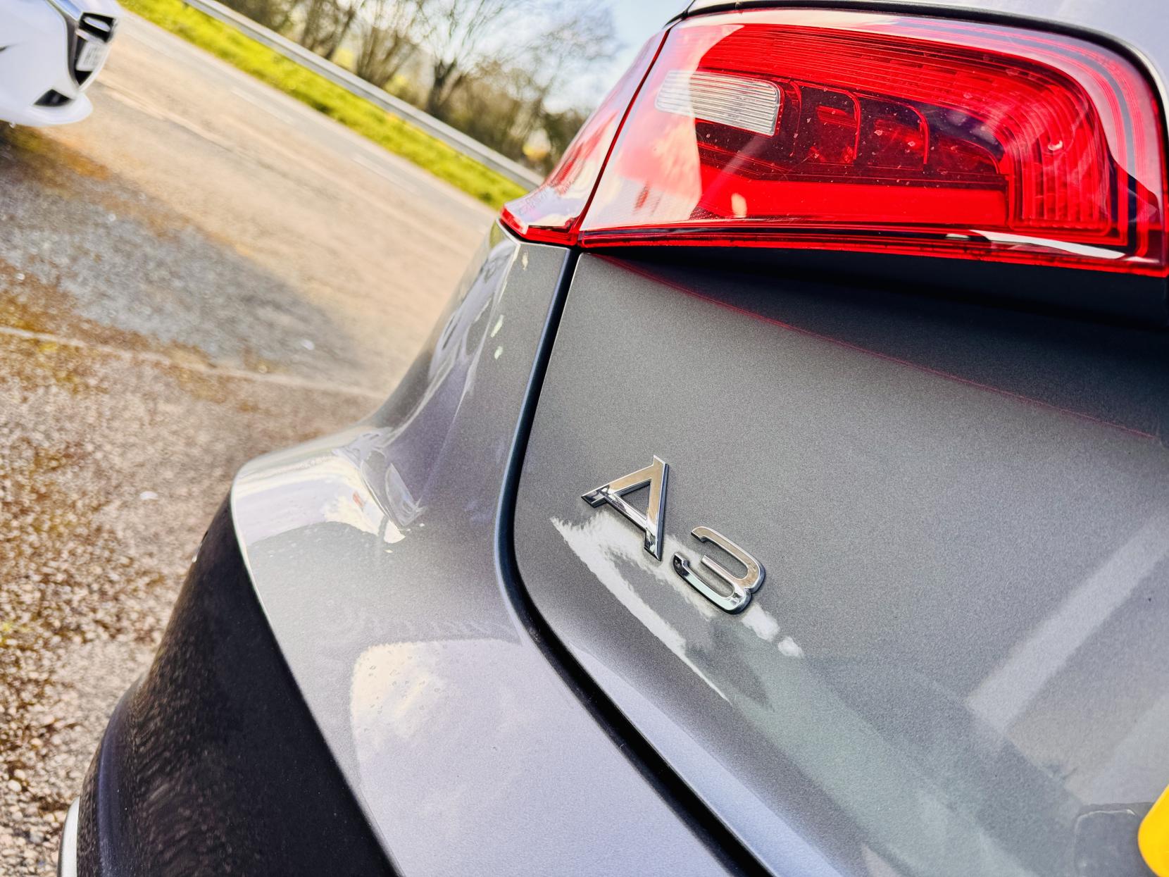 Audi A3 2.0 TDI S line Sportback 5dr Diesel Manual Euro 6 (s/s) (Nav) (150 ps)