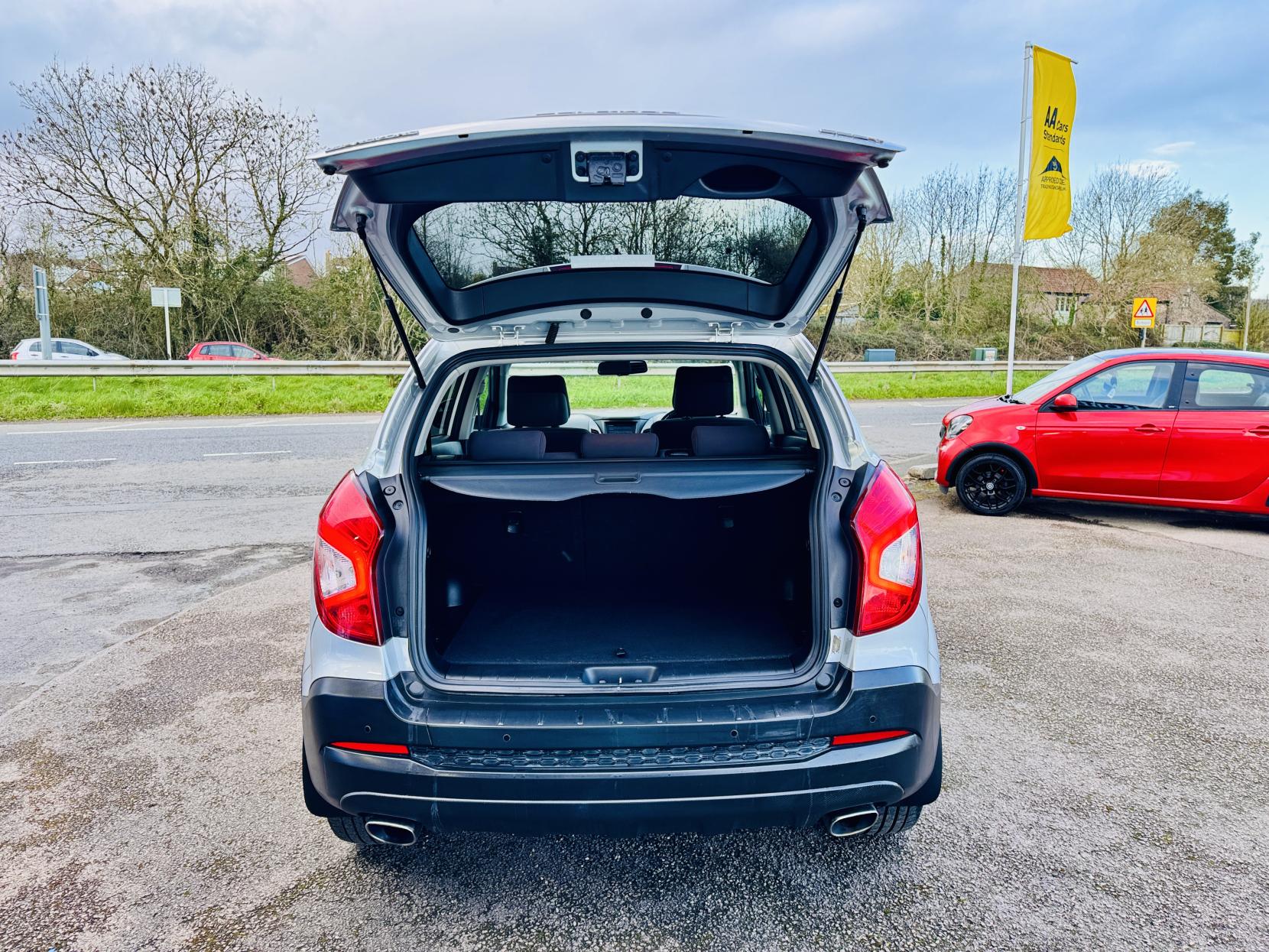 SsangYong Korando 2.2D LE SUV 5dr Diesel Manual Euro 6 (178 ps)