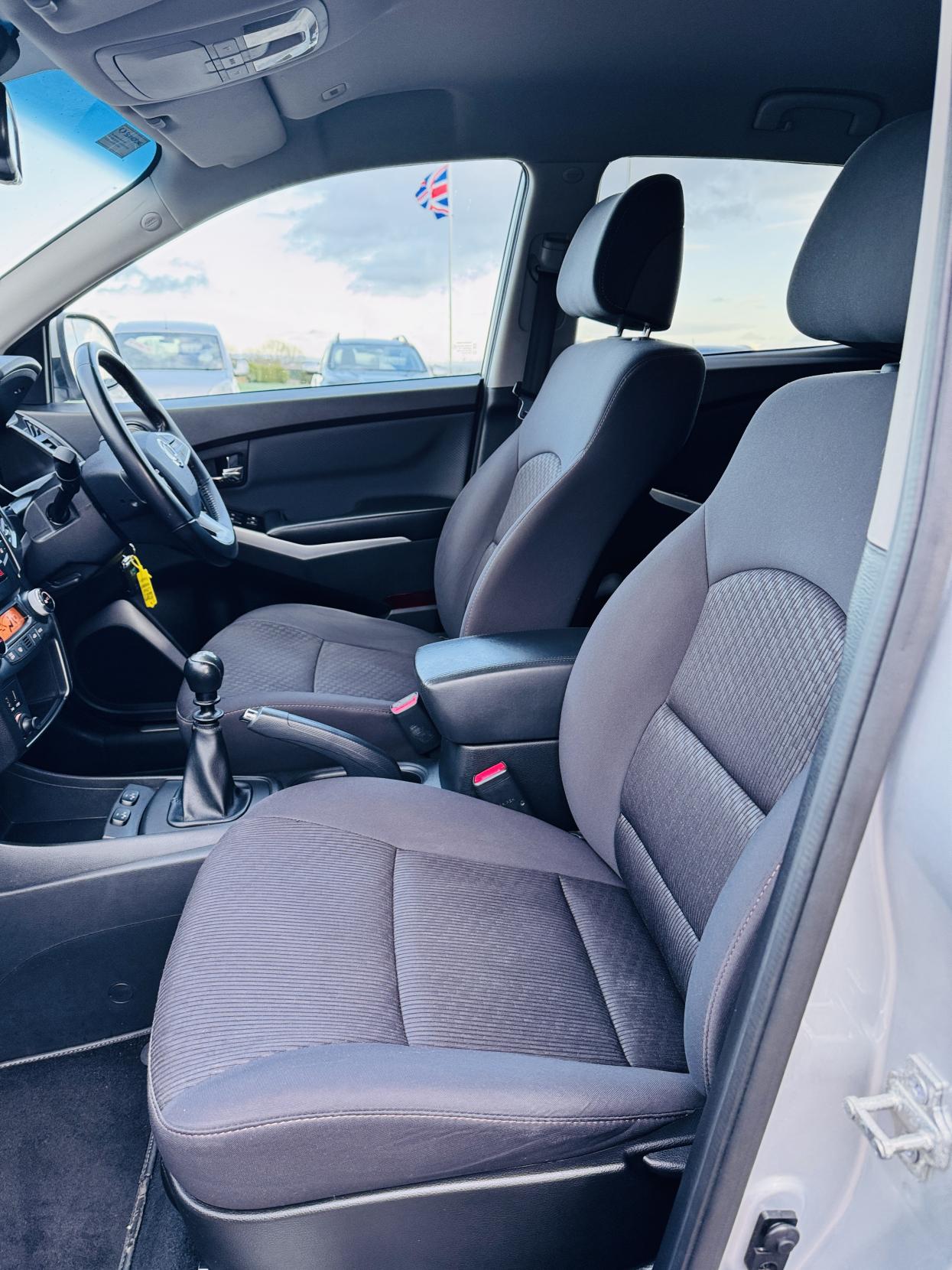 SsangYong Korando 2.2D LE SUV 5dr Diesel Manual Euro 6 (178 ps)